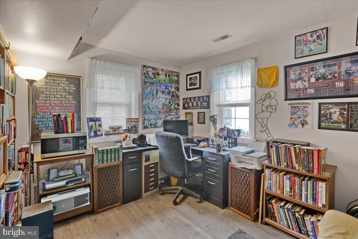 HEMPFIELD GREEN - Residential