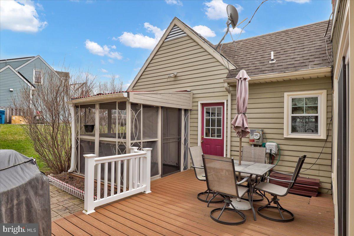 HEMPFIELD GREEN - Residential