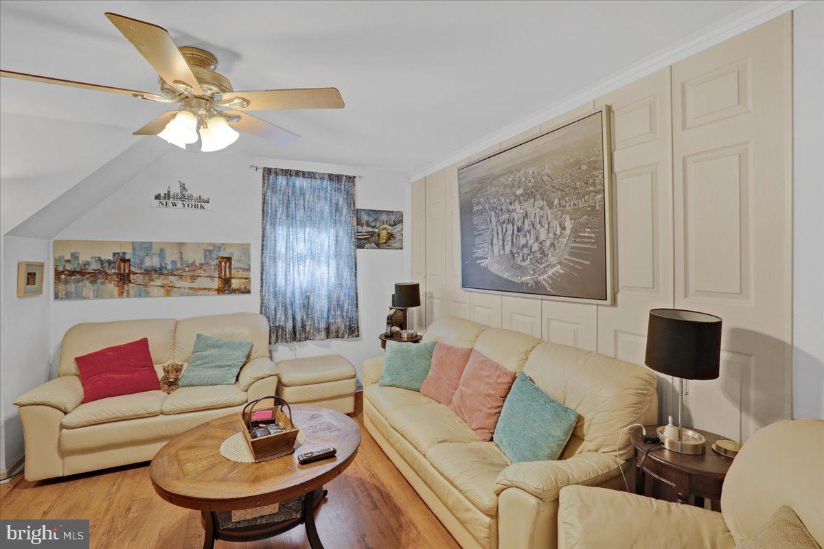 HEMPFIELD GREEN - Residential