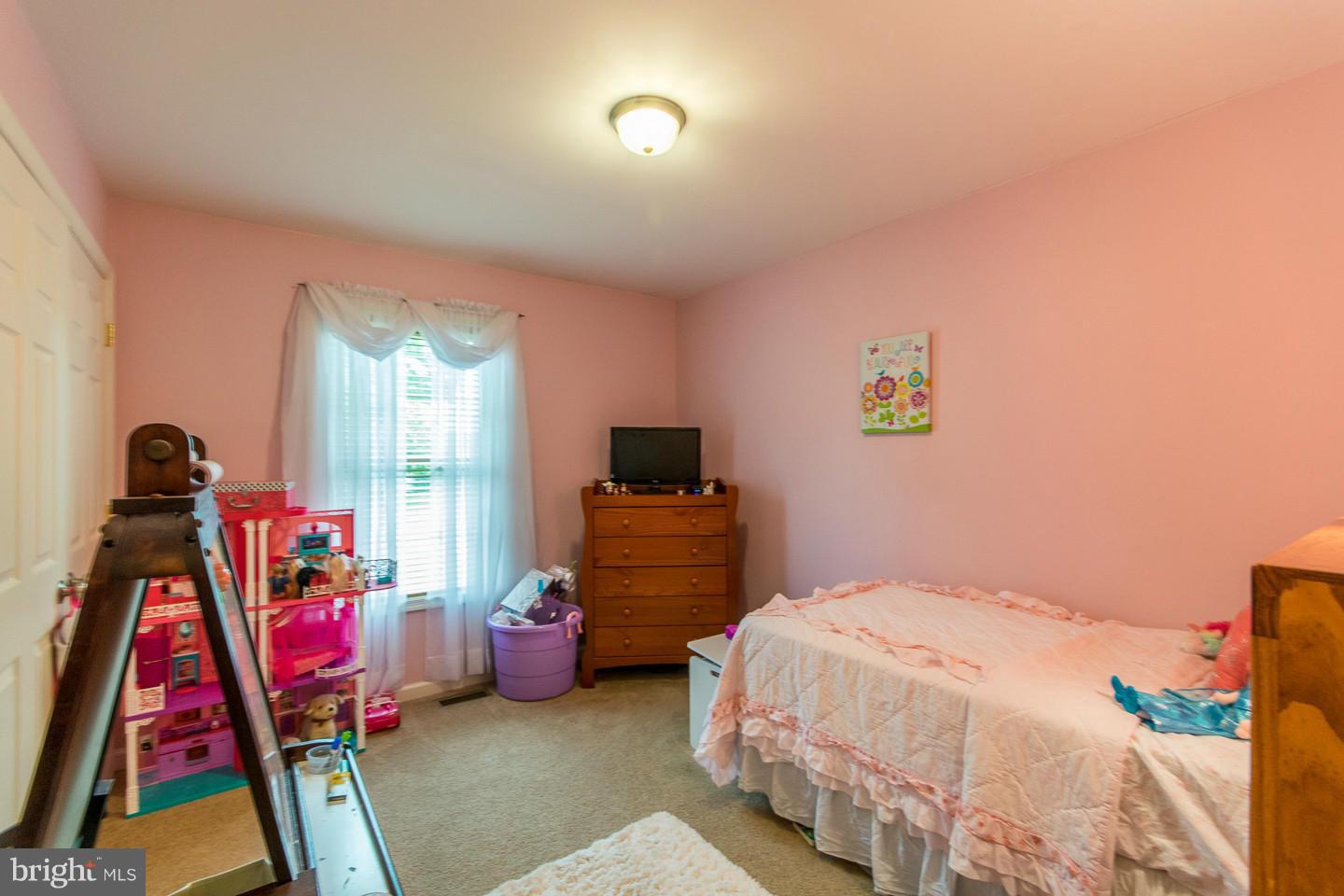 RIDGEWAY EAST - Residential