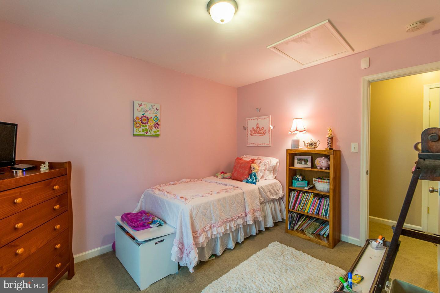 RIDGEWAY EAST - Residential