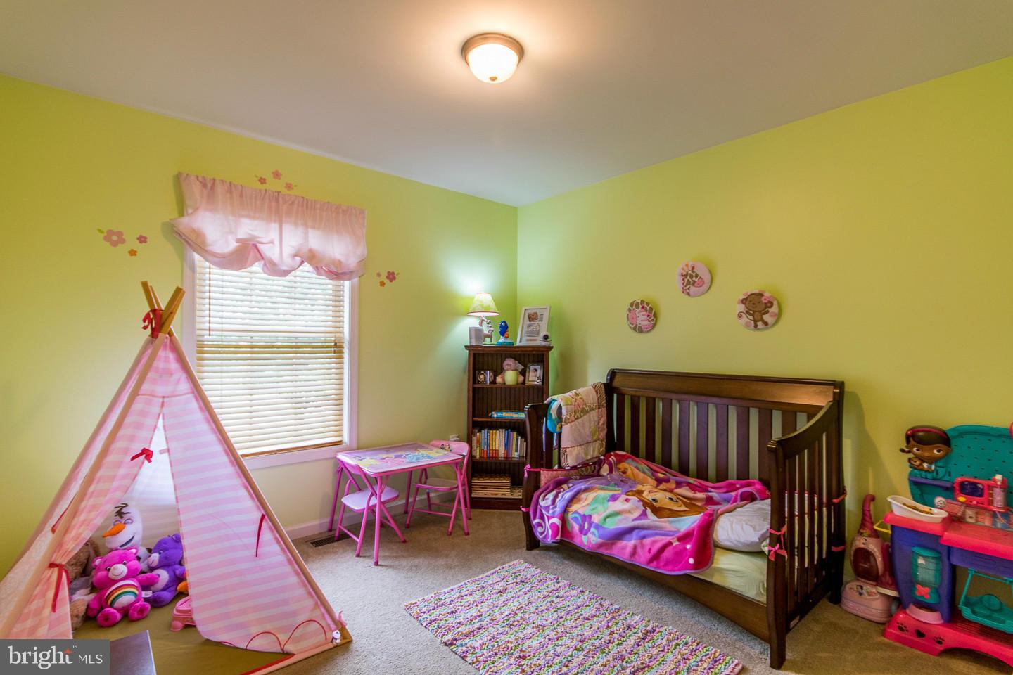 RIDGEWAY EAST - Residential