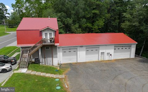 Photo of 24380 Hollywood Rd, HOLLYWOOD, MD 20636 (MLS # MDSM2028242)