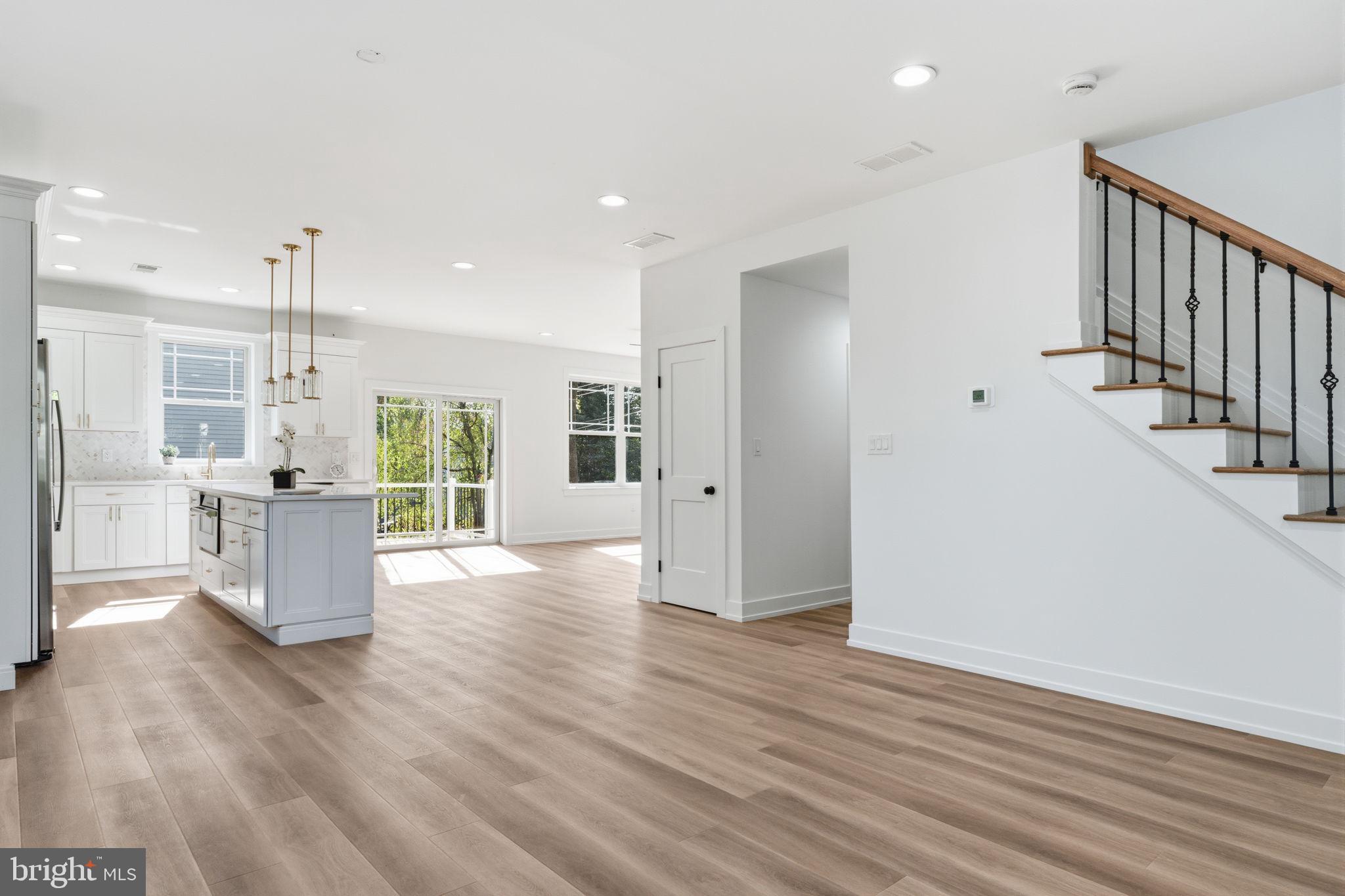 OAKFORD - Residential