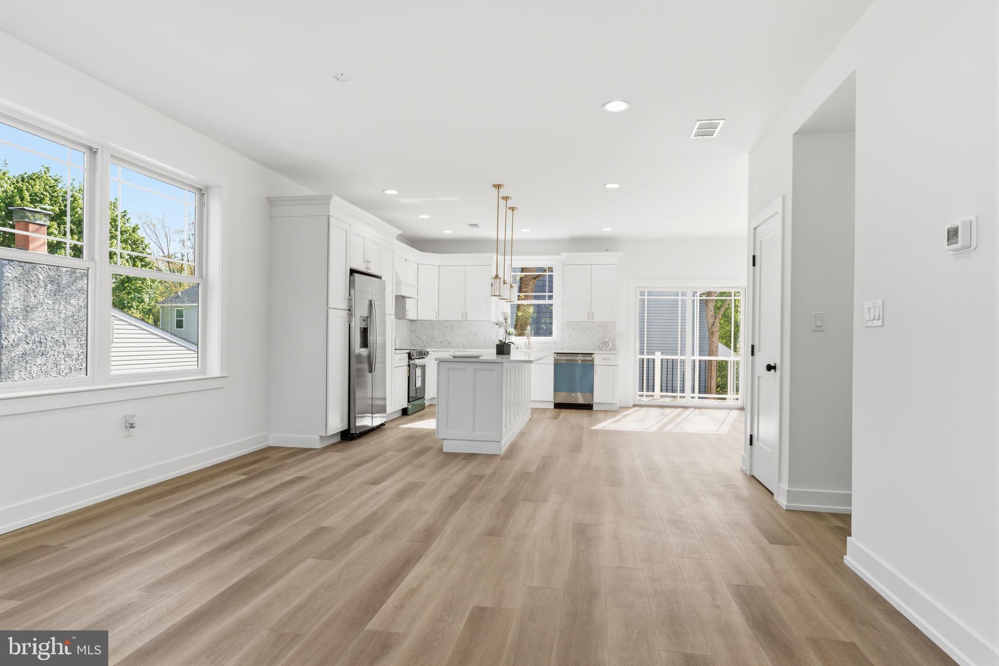 OAKFORD - Residential