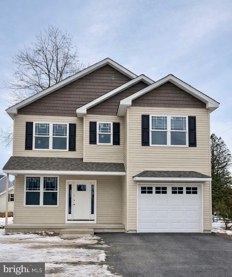 1941 OAKFORD AVENUE FEASTERVILLE TREVOSE PA 19053