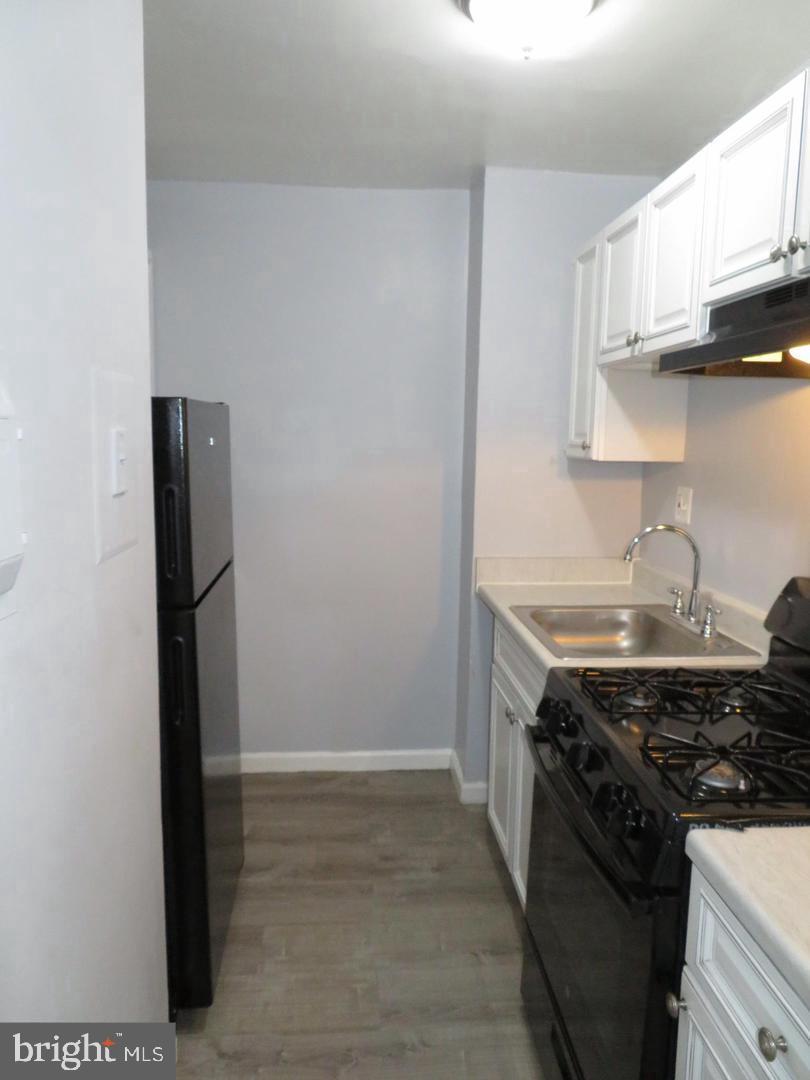 FRENCHMANS CREEK - Residential Lease