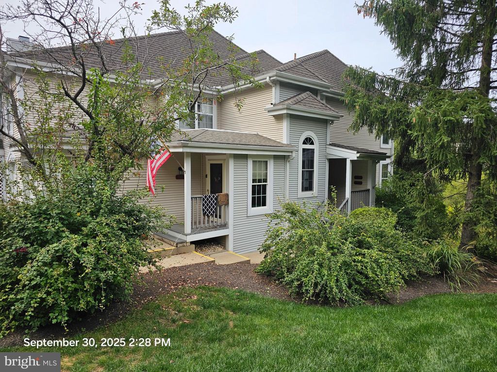Photo of 306 Country Place Drive, LANCASTER, PA 17601 (MLS # PALA2078000)