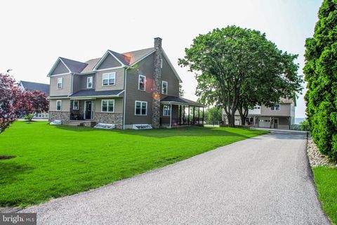 Photo of 5720 Meadeville Road, GAP, PA 17527 (MLS # PALA2073700)