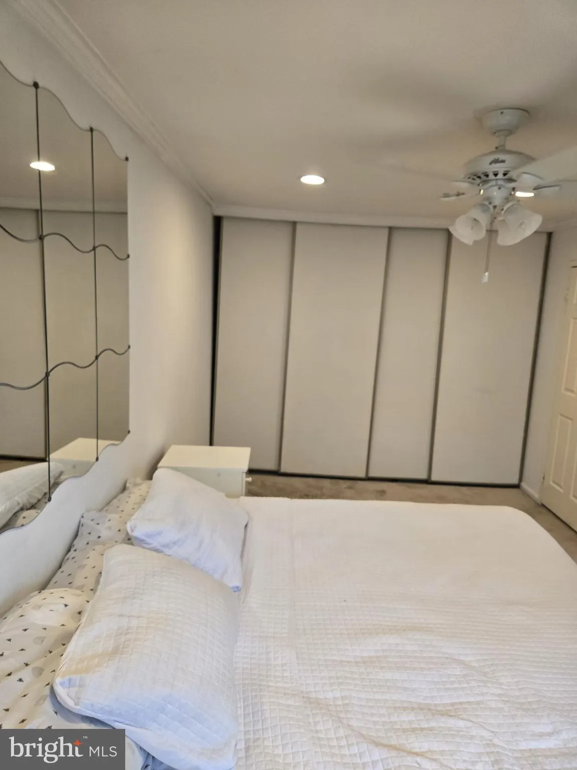 Lorton, Virginia 22079, United States, 2 Bedrooms Bedrooms, ,1 BathroomBathrooms,Residential,Active,191170