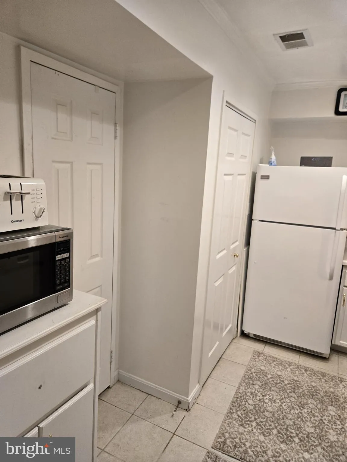 Lorton, Virginia 22079, United States, 2 Bedrooms Bedrooms, ,1 BathroomBathrooms,Residential,Active,191170