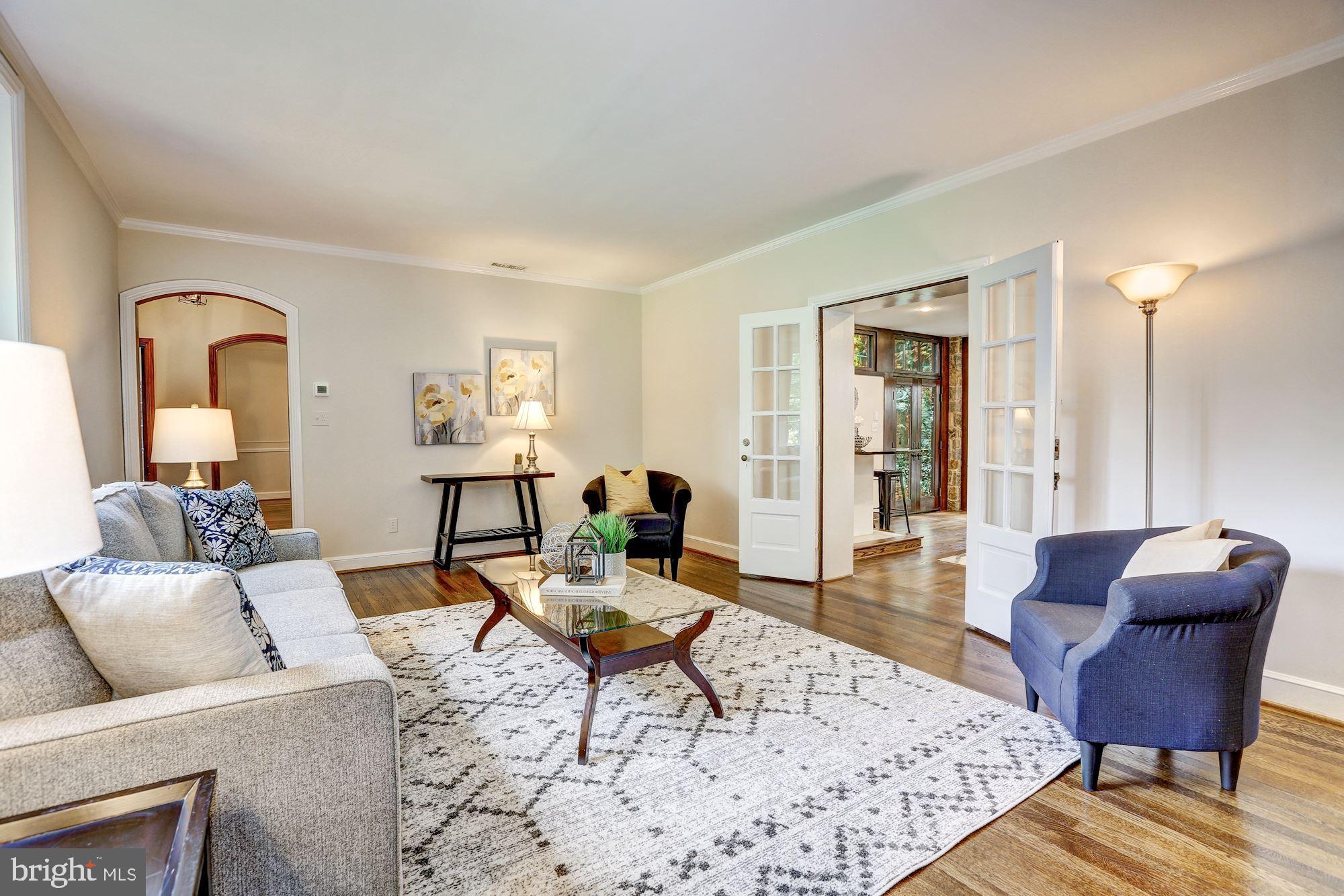 WESTMORELAND HILLS - Residential Lease