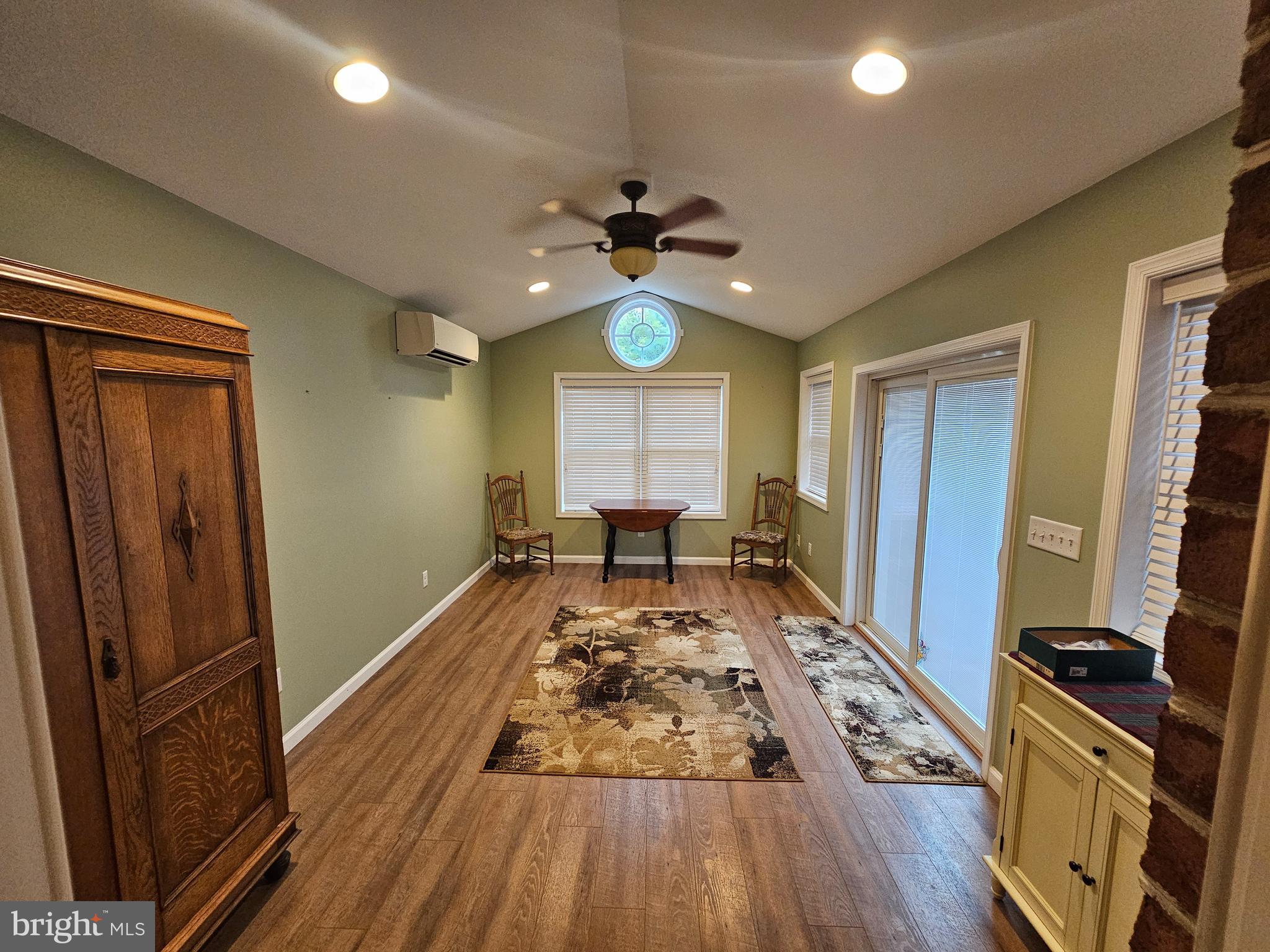 CHAMBERSBURG - Residential