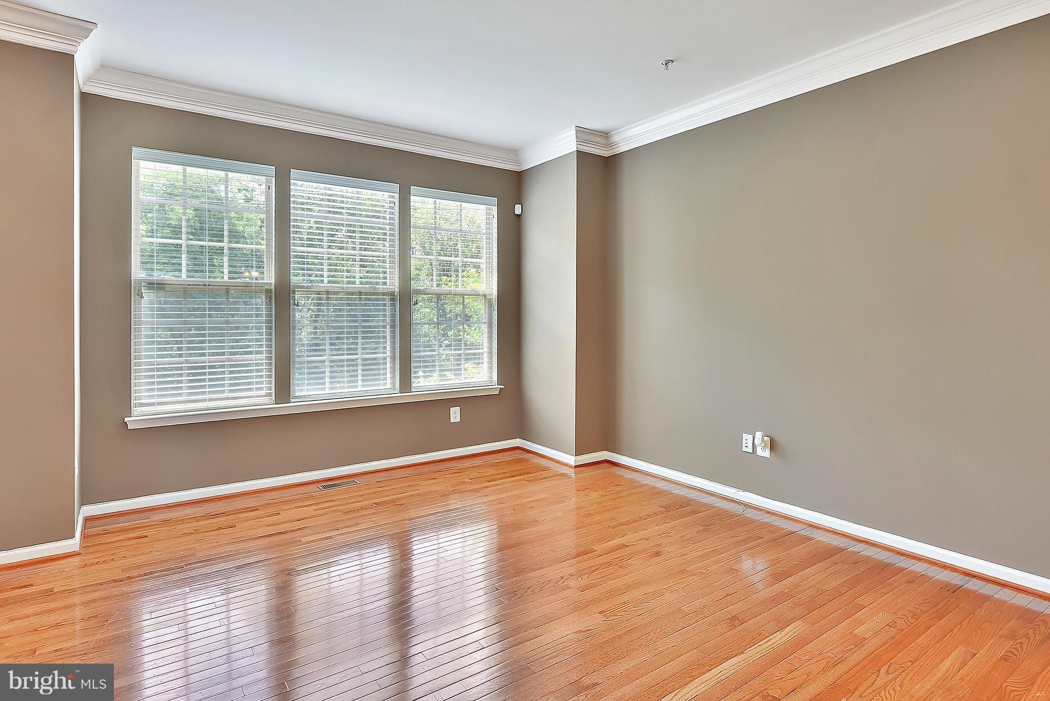 POTOMAC OVERLOOK CONDO - Residential Lease