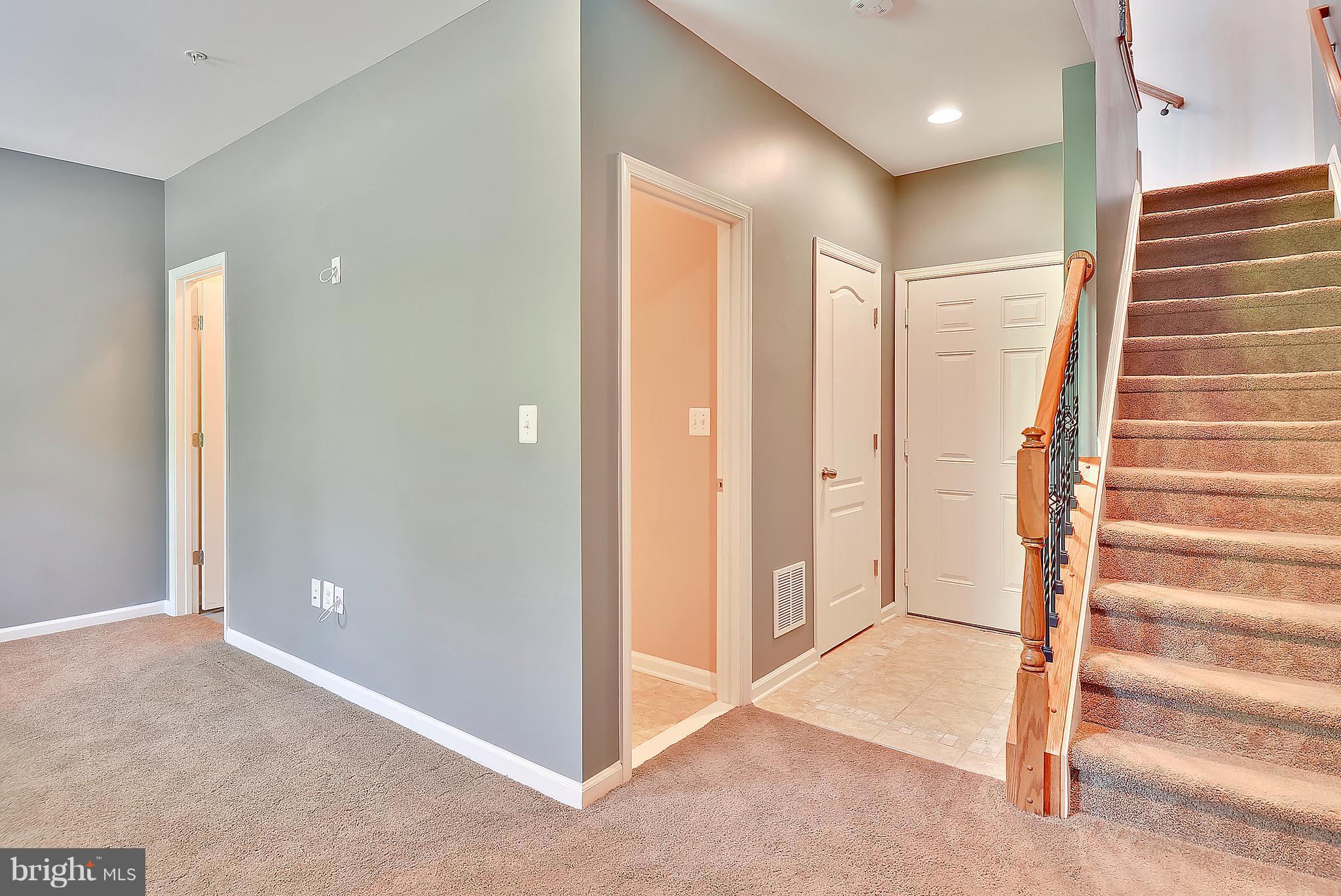 POTOMAC OVERLOOK CONDO - Residential Lease