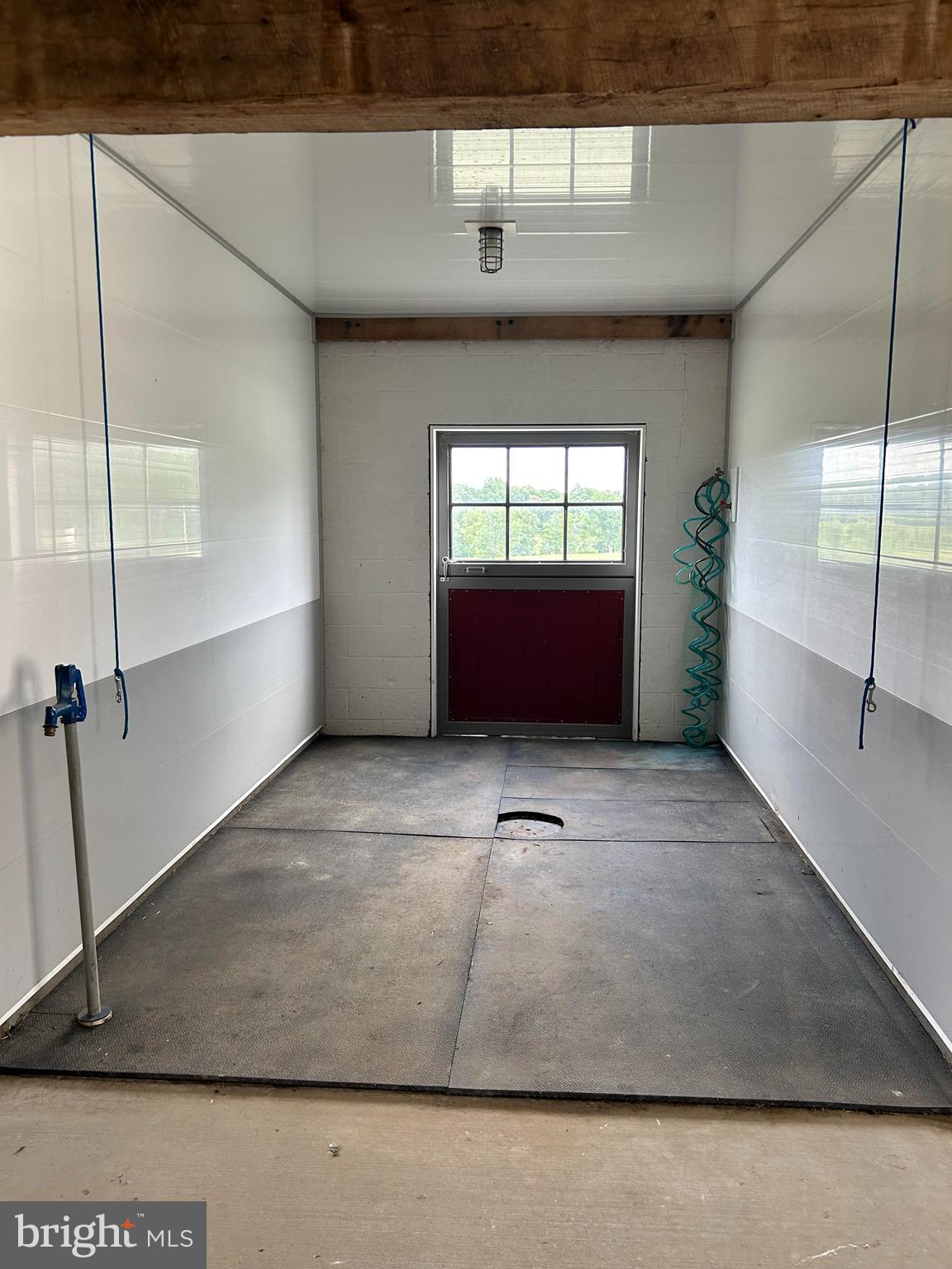 NONE AVAILABLE - Commercial Lease