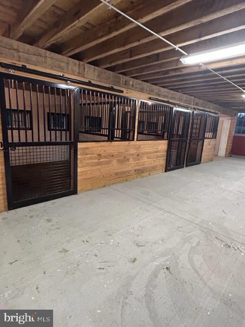 NONE AVAILABLE - Commercial Lease