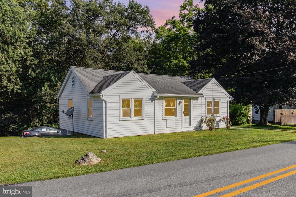 Photo of 1228 Sagerville Road, BAINBRIDGE, PA 17502 (MLS # PALA2074470)