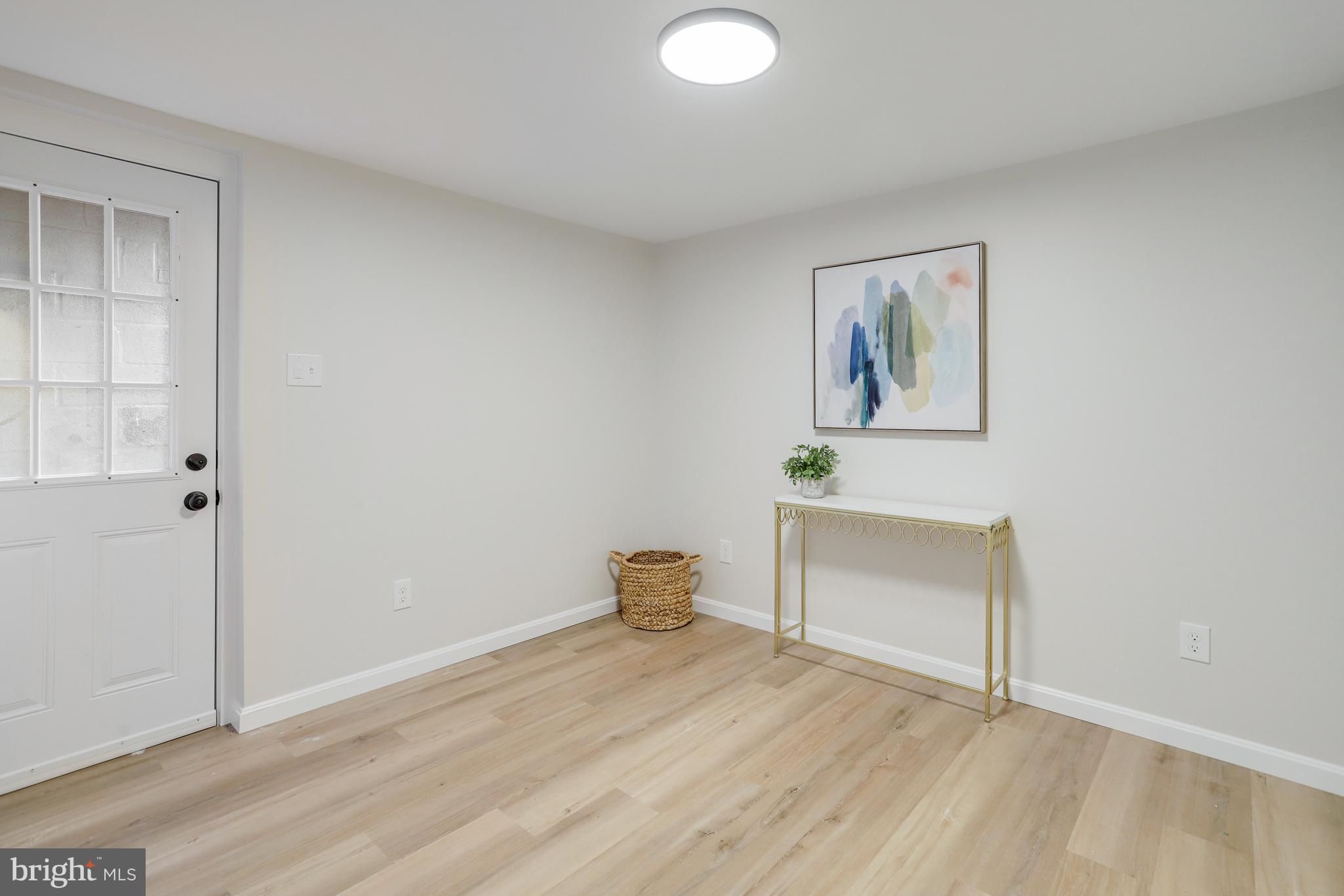 MUNSON HILL - Residential