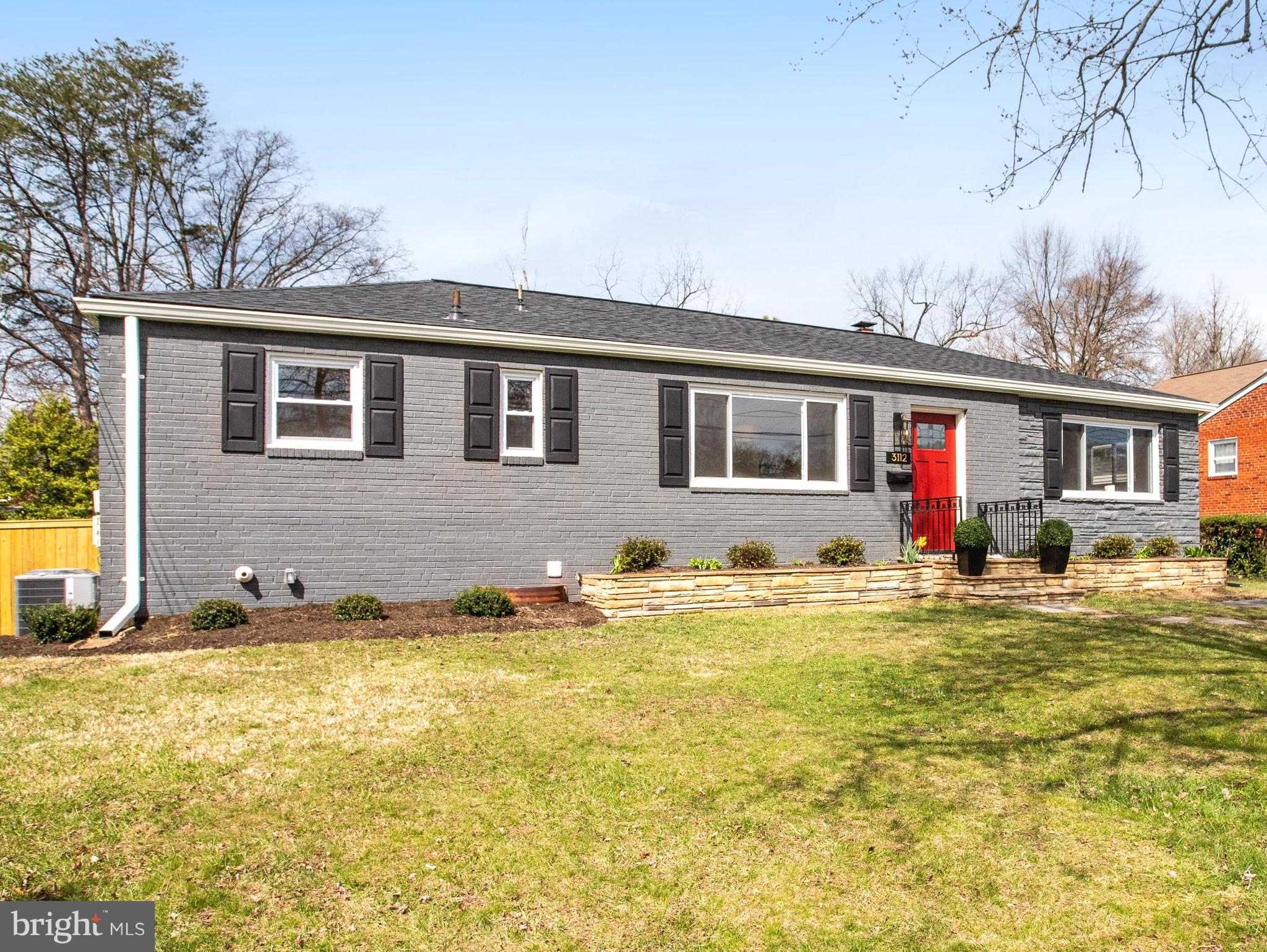 MUNSON HILL - Residential