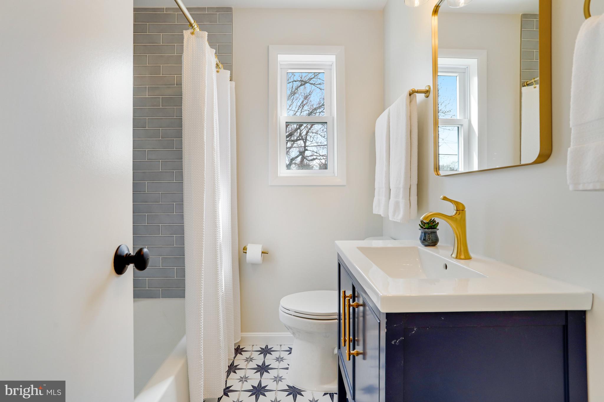 MUNSON HILL - Residential