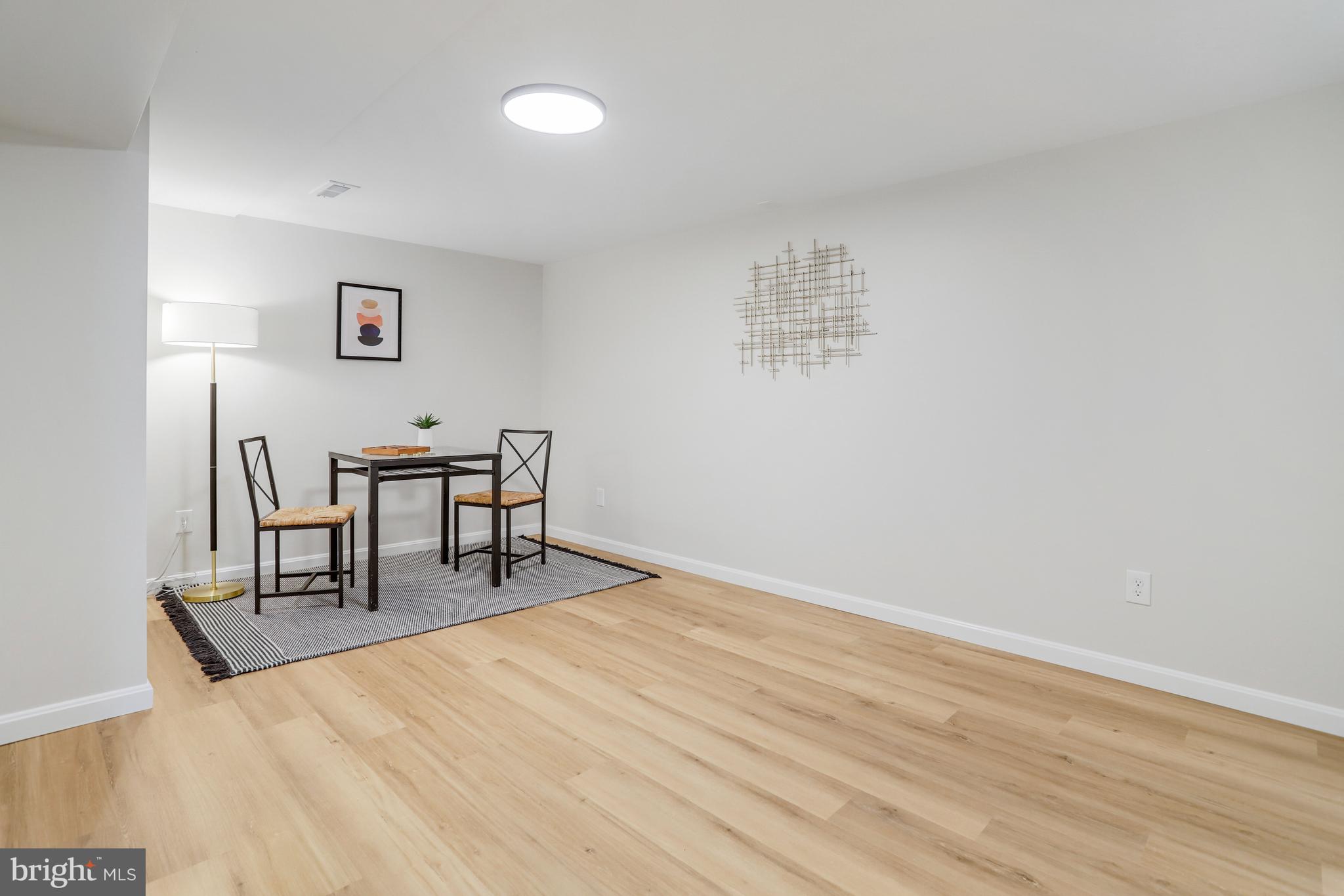 MUNSON HILL - Residential