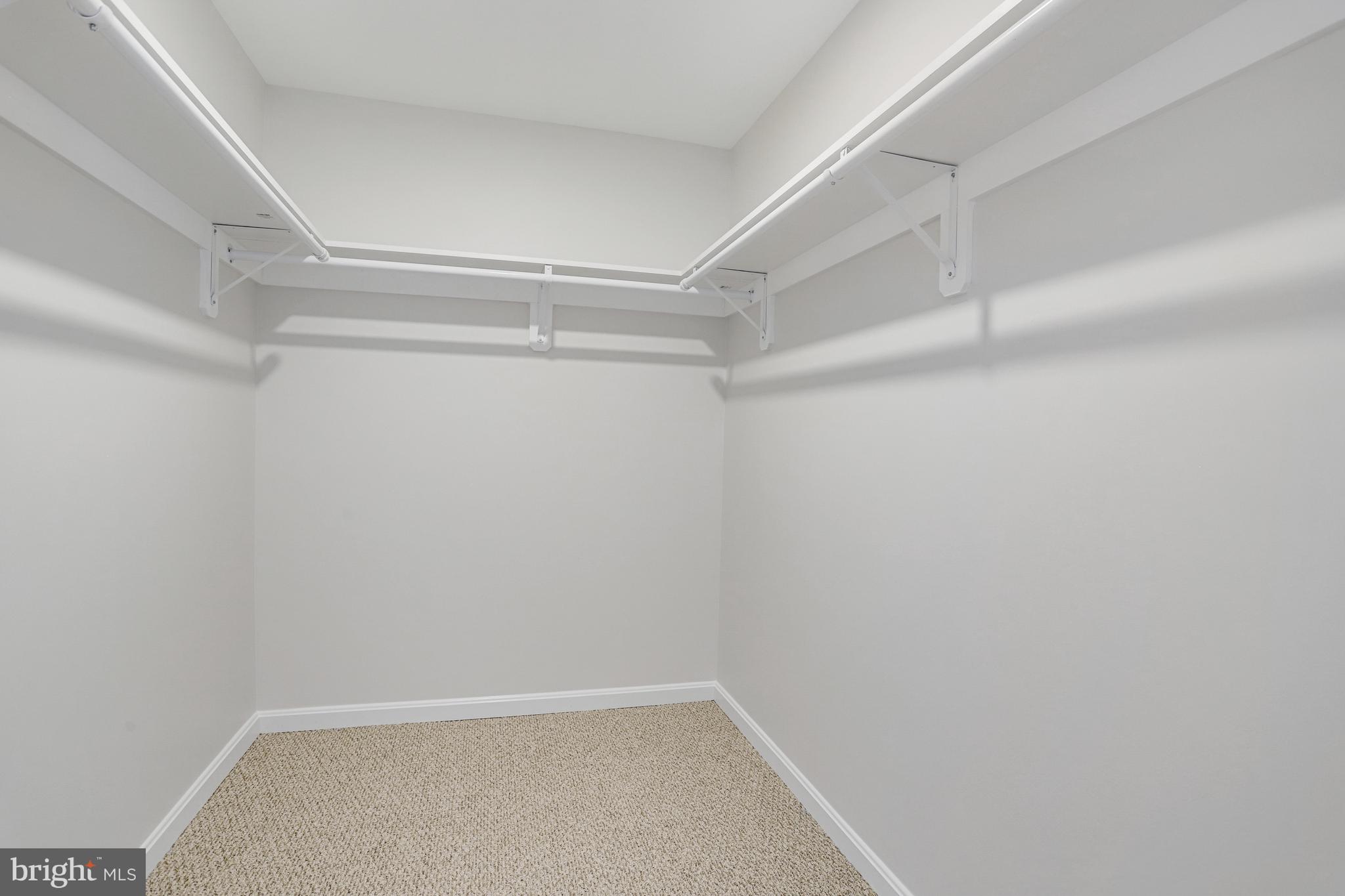 MUNSON HILL - Residential