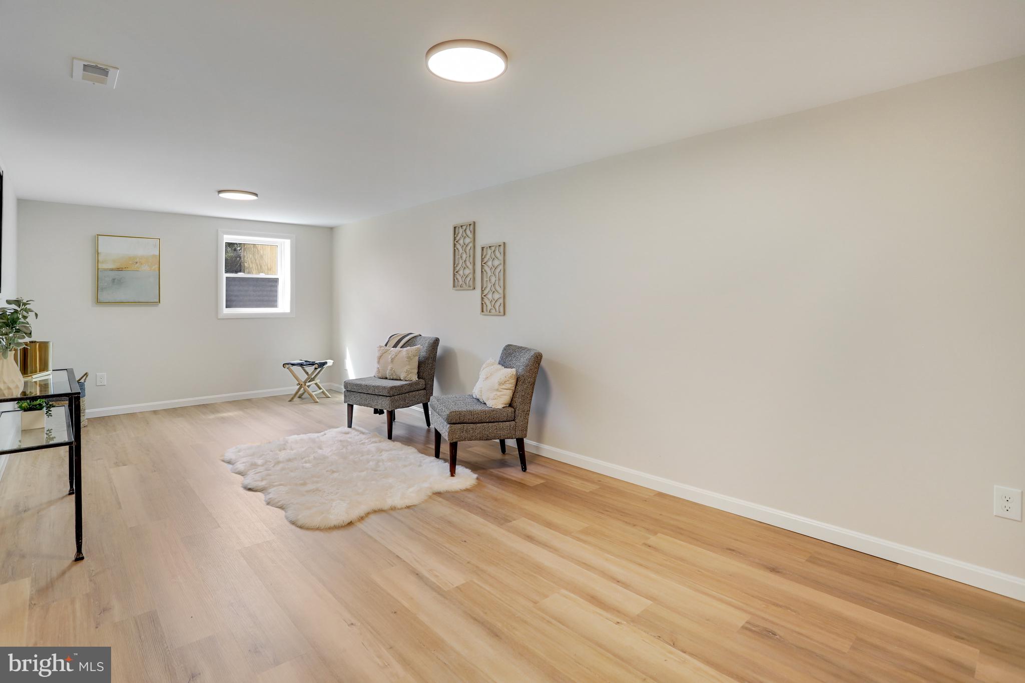 MUNSON HILL - Residential