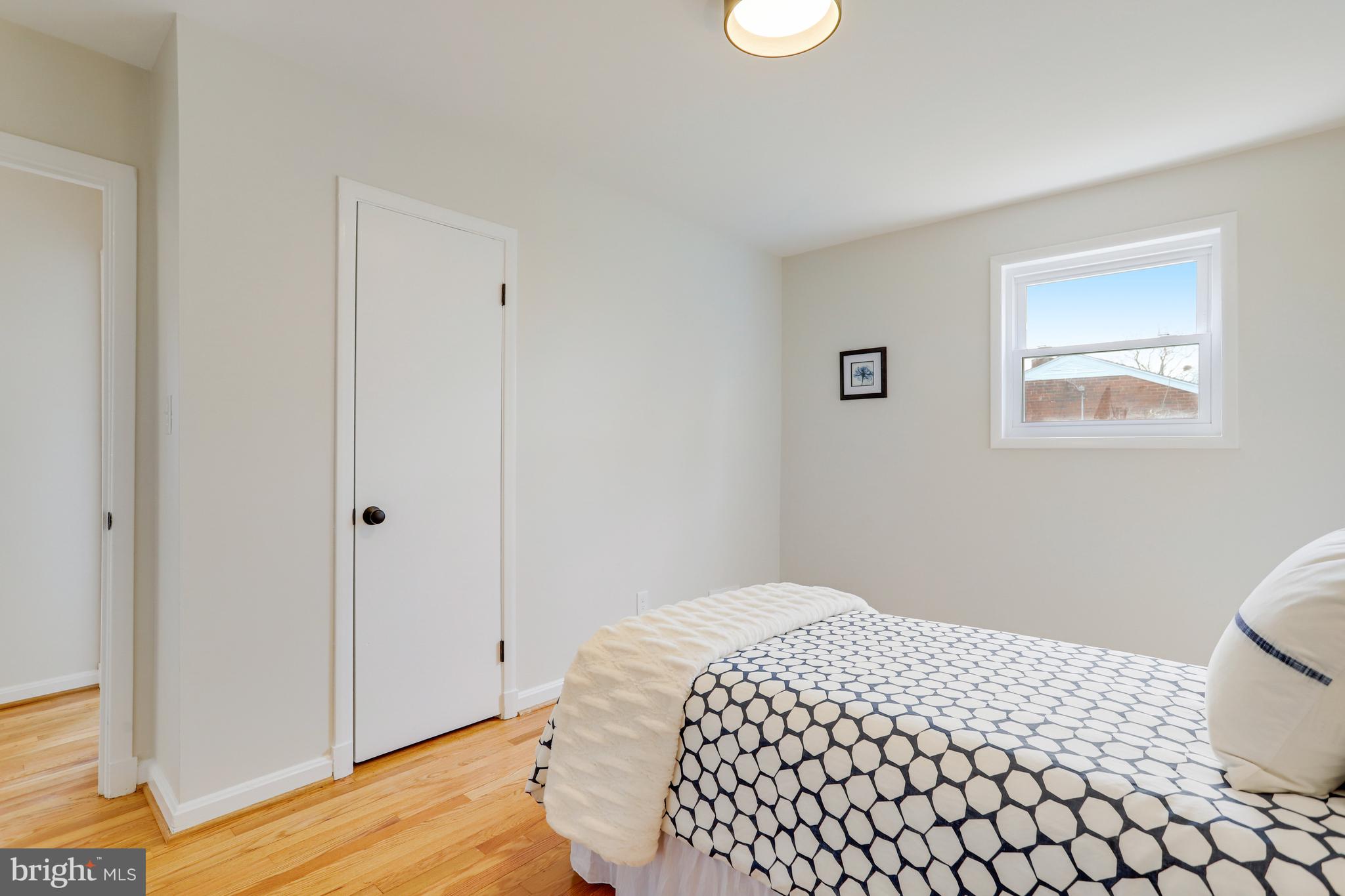 MUNSON HILL - Residential