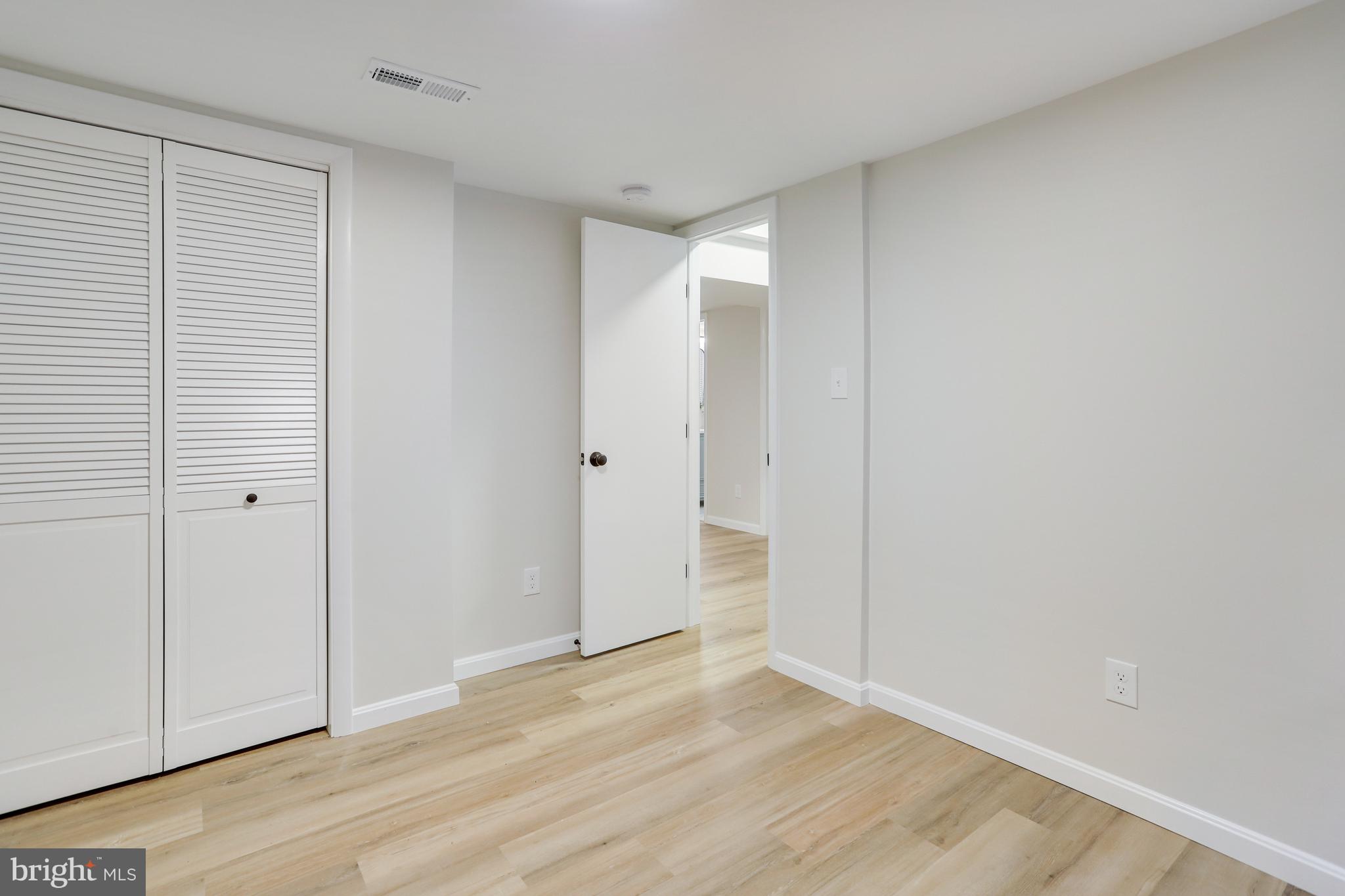 MUNSON HILL - Residential