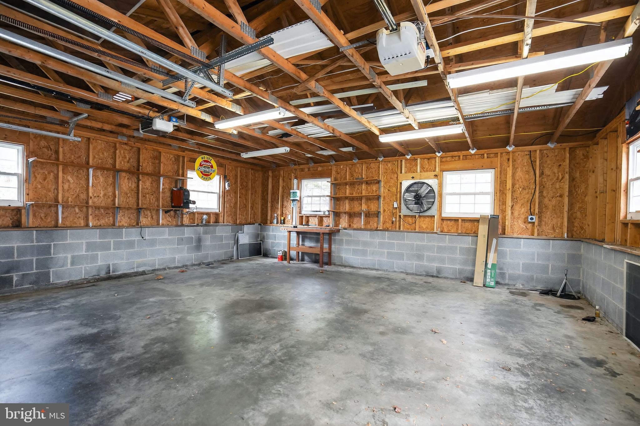 MEADOW CREEK ESTATES - Residential