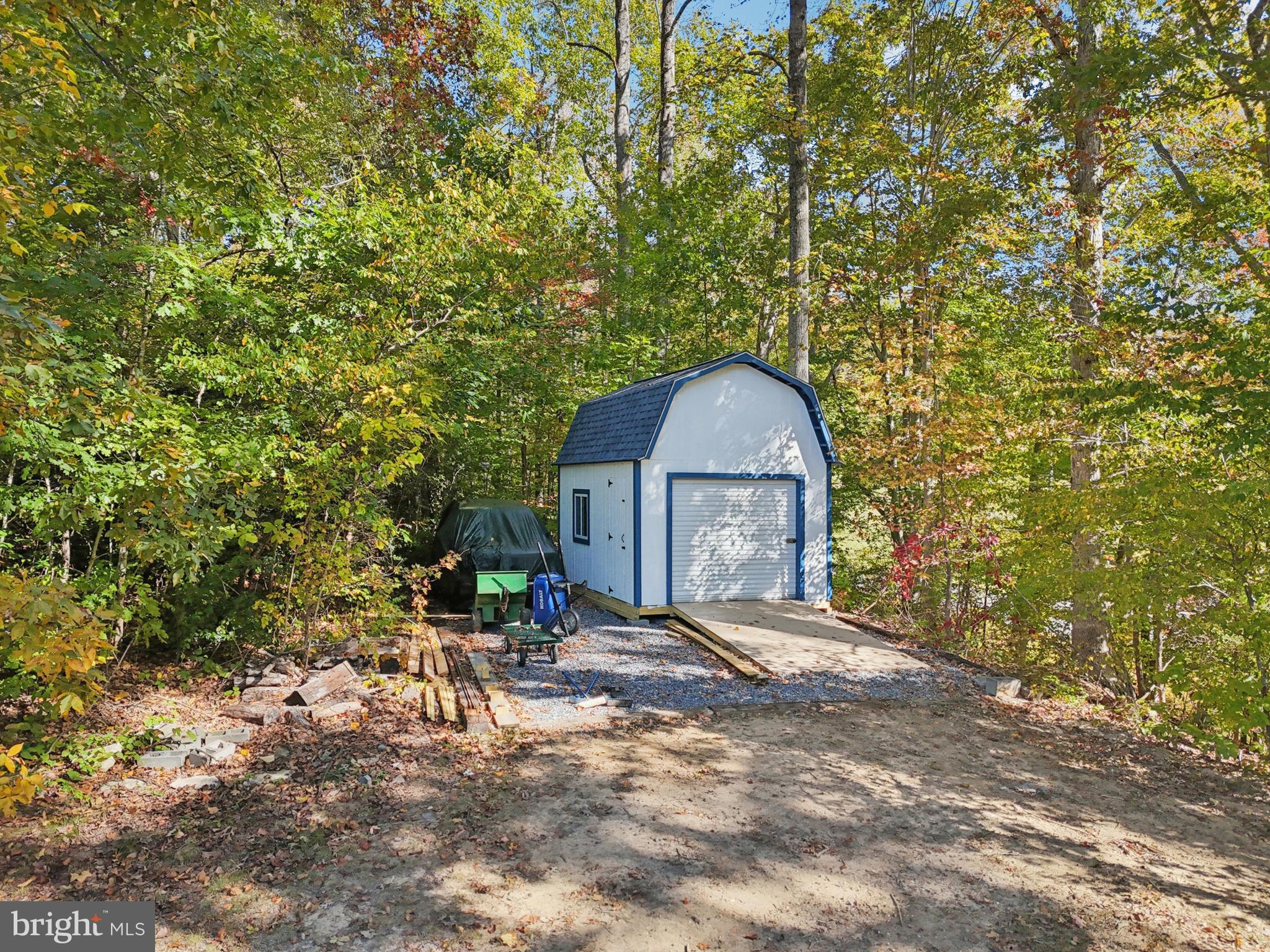 MEADOW CREEK ESTATES - Residential