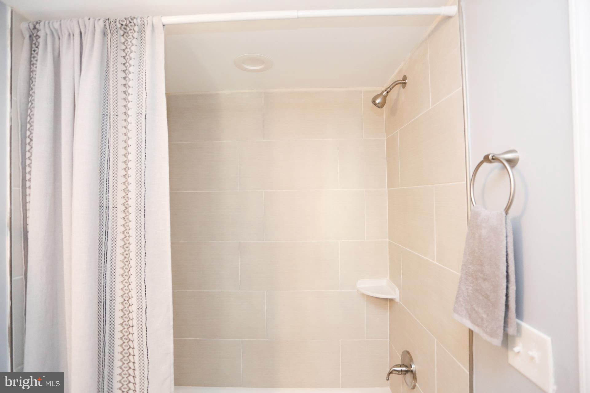 FELLS POINT HISTORIC DISTRICT - Residential Lease