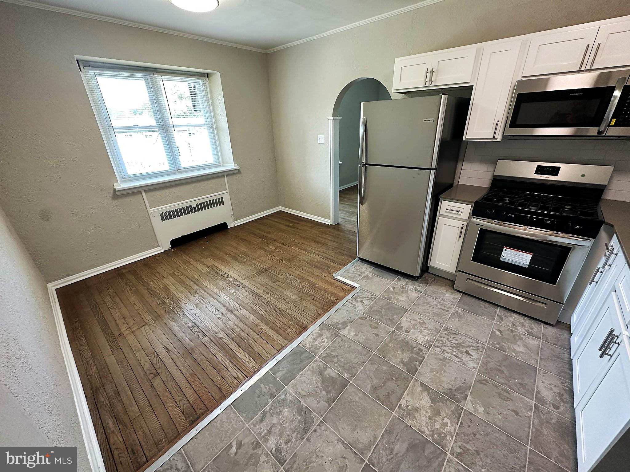 4927 WYNNEFIELD AVENUE UNIT 2-A