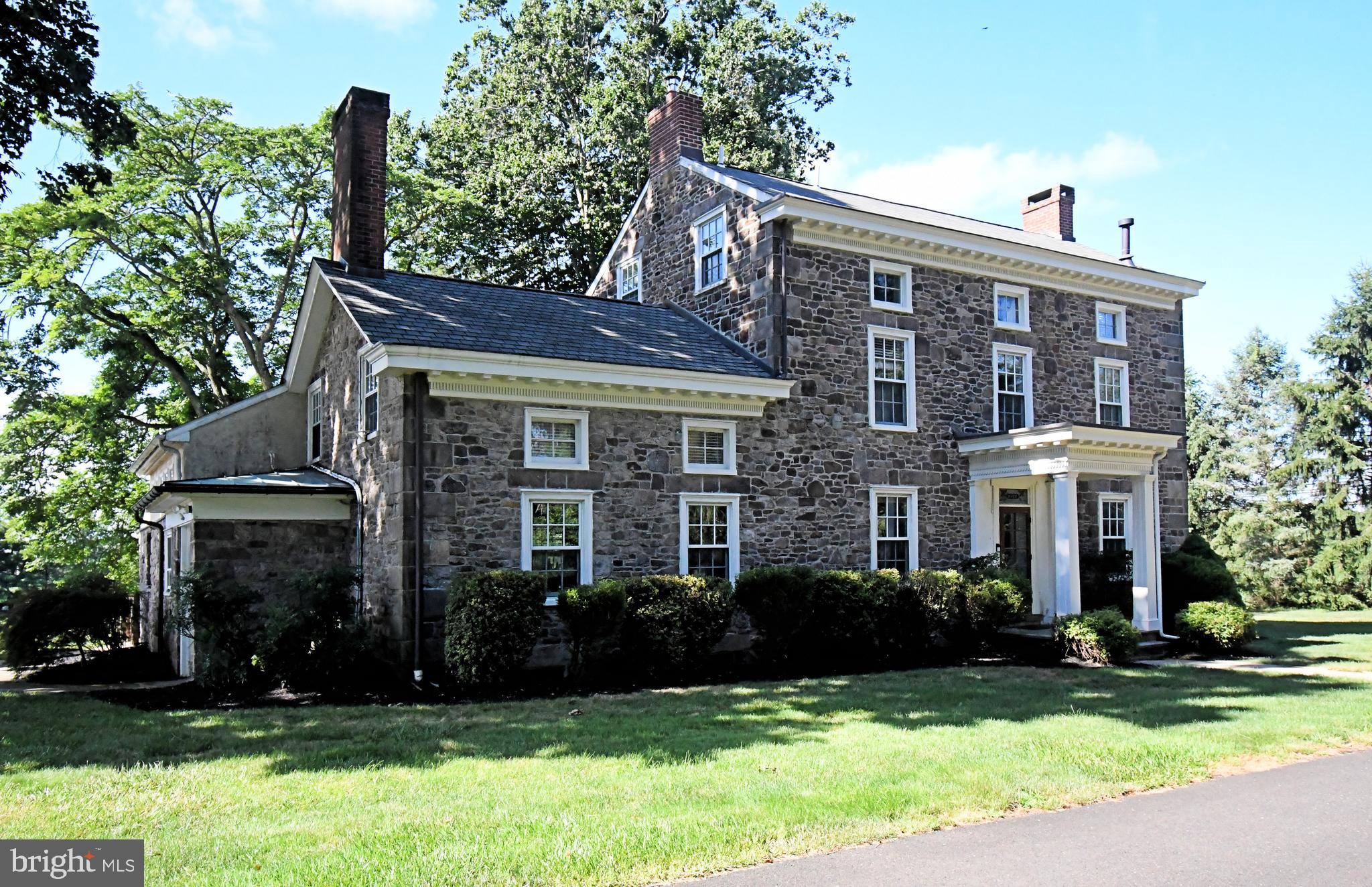 381 HOLLAND ROAD