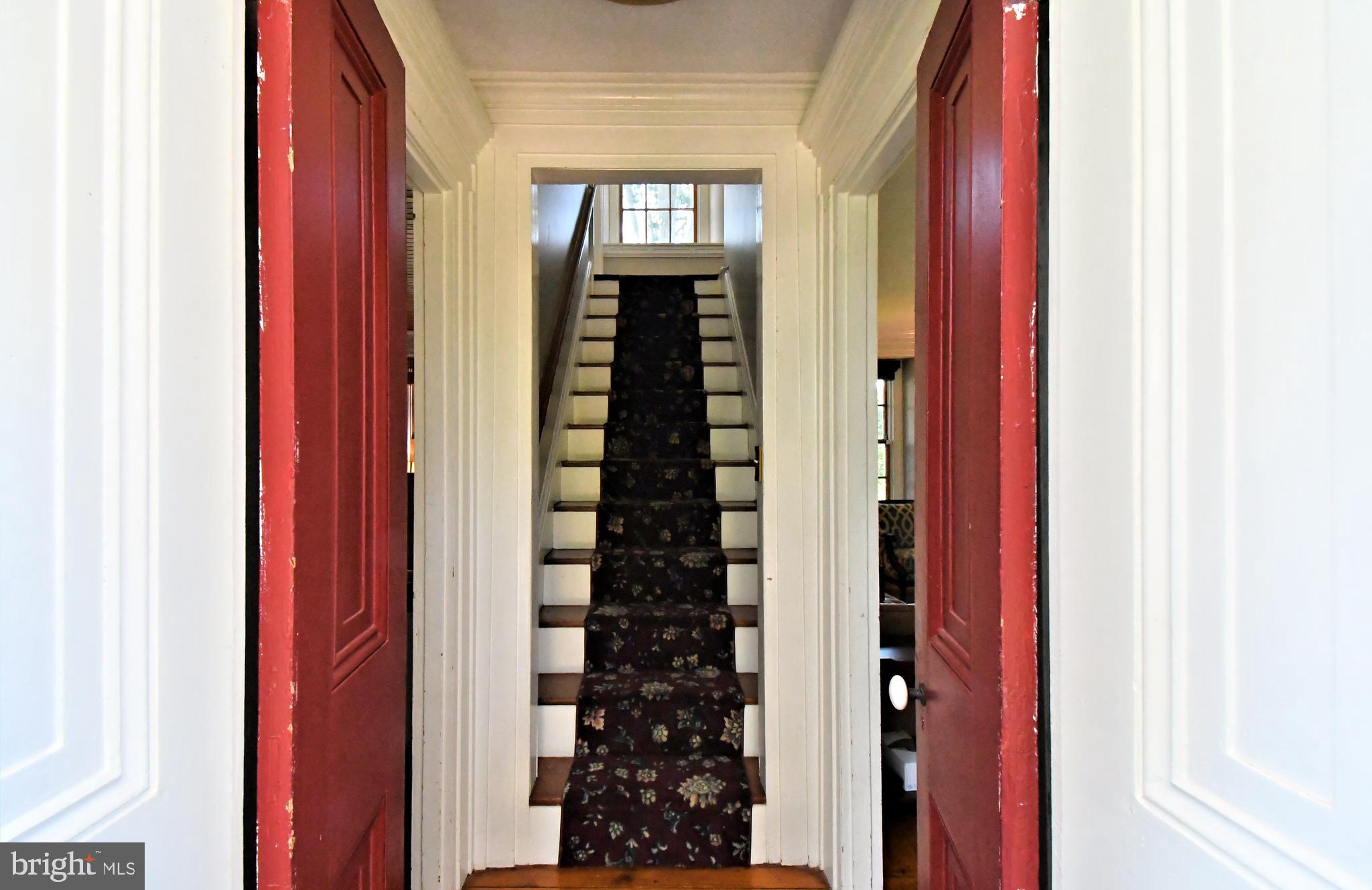 381 HOLLAND ROAD
