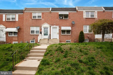 323 W Warren Street, Norristown, PA 19401 - MLS#: PAMC2135526