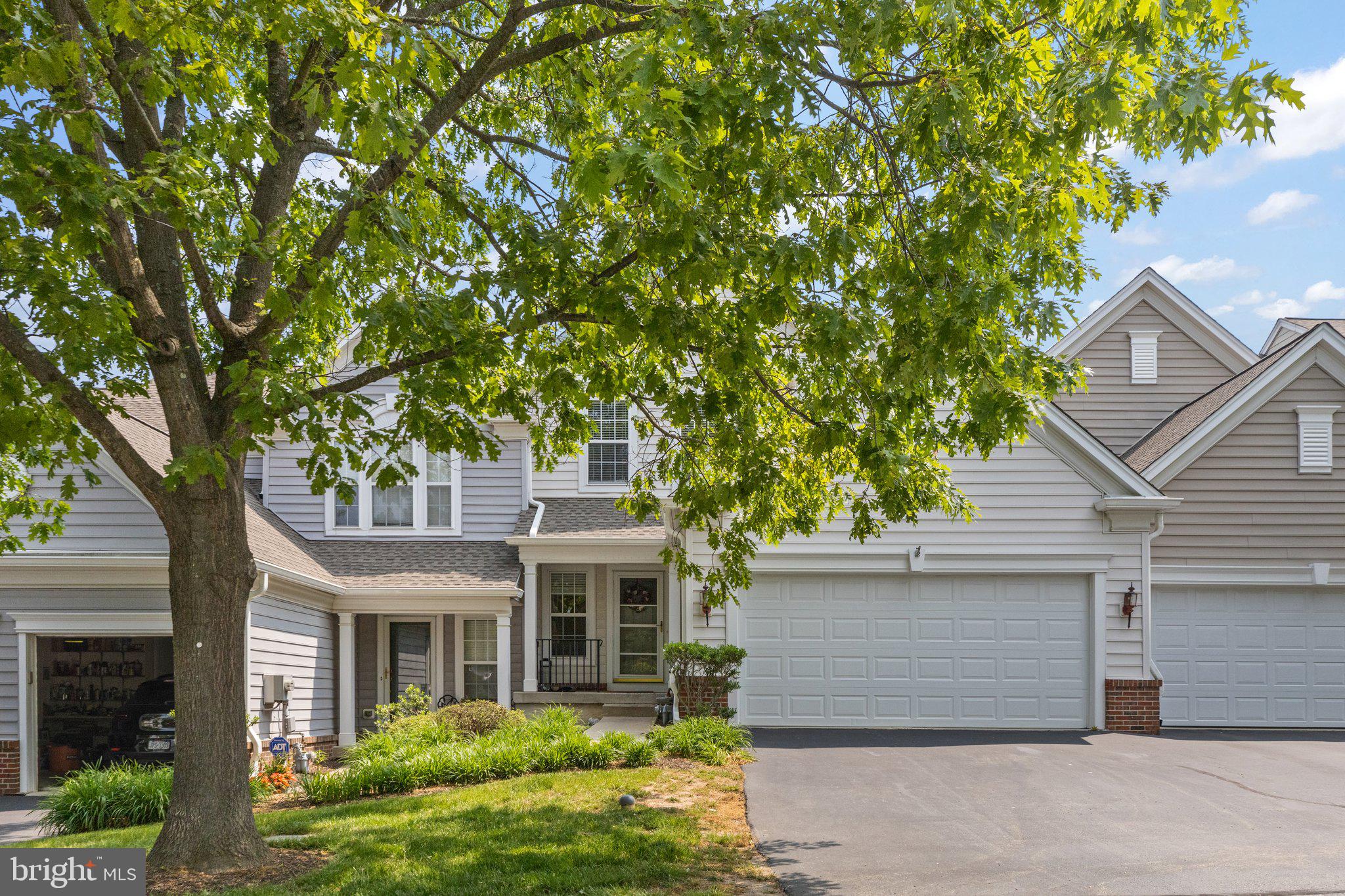 6 REDTAIL COURT 112