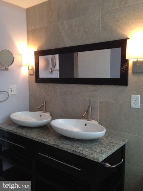 PROVIDENCE FOREST - Residential Lease