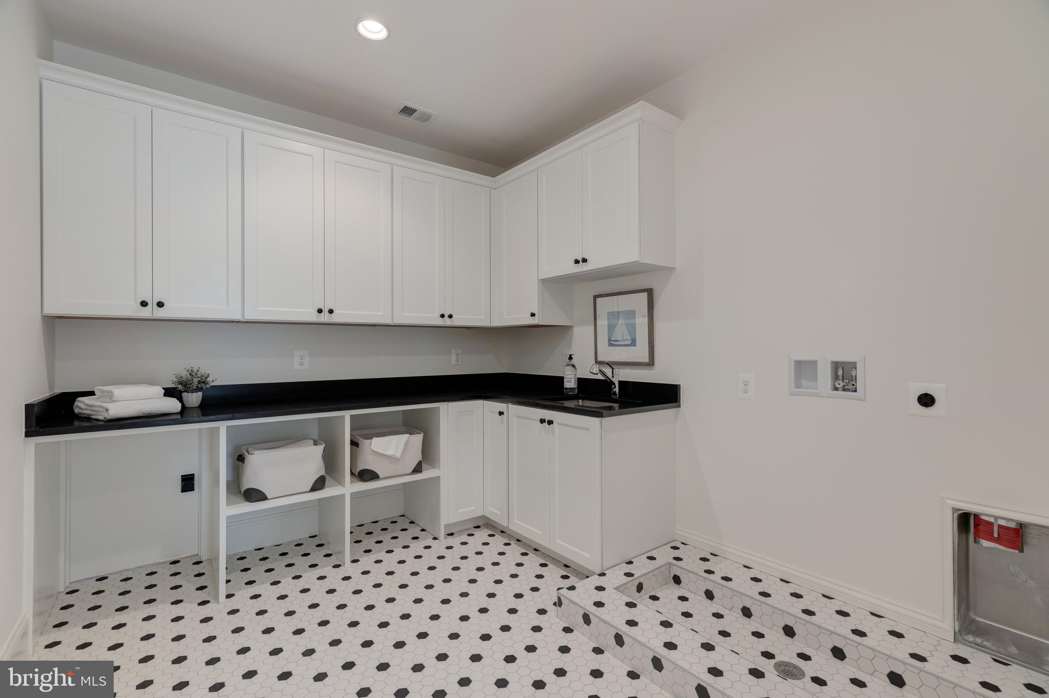 DONALDSON RUN - Residential