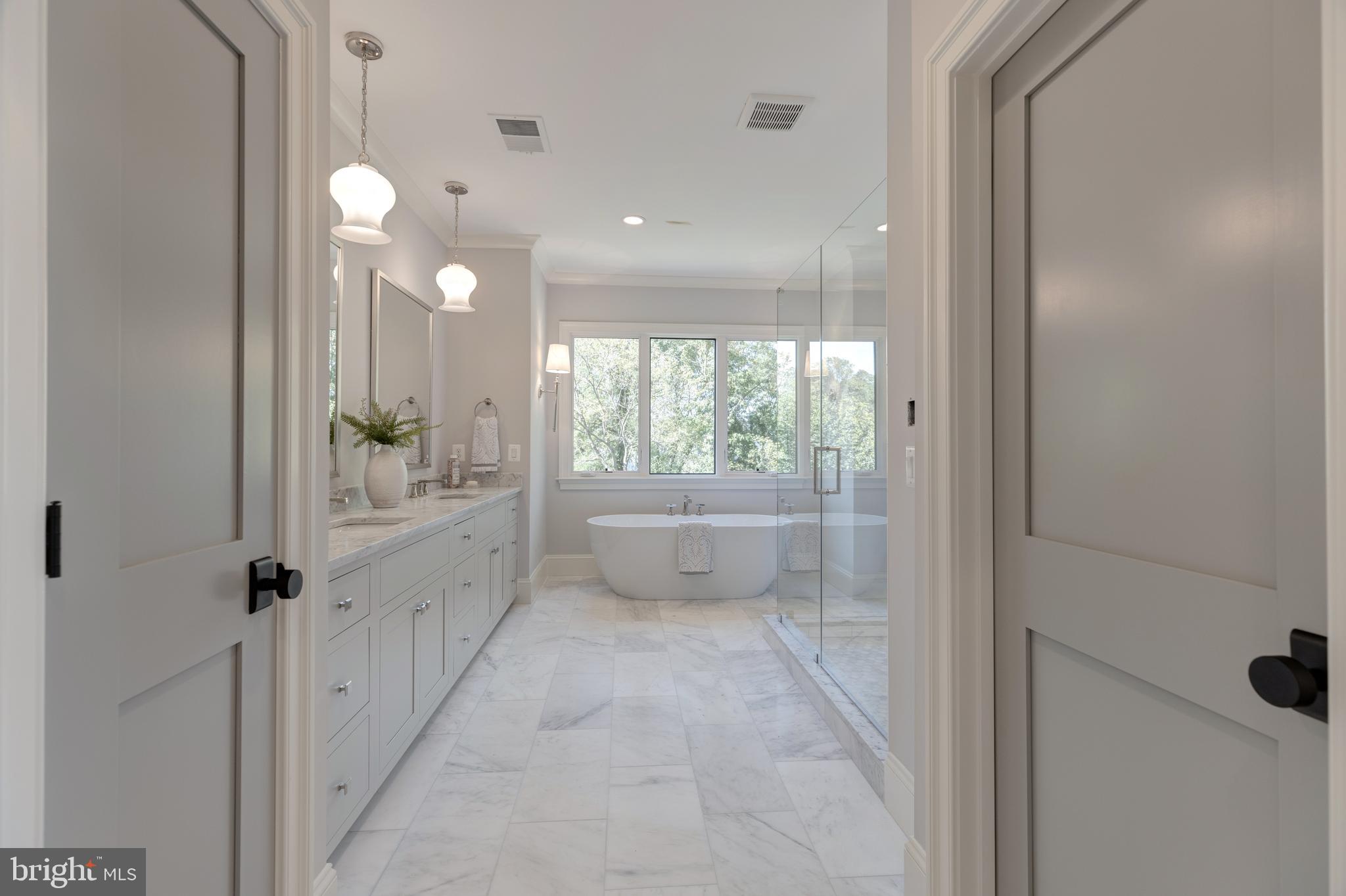 DONALDSON RUN - Residential