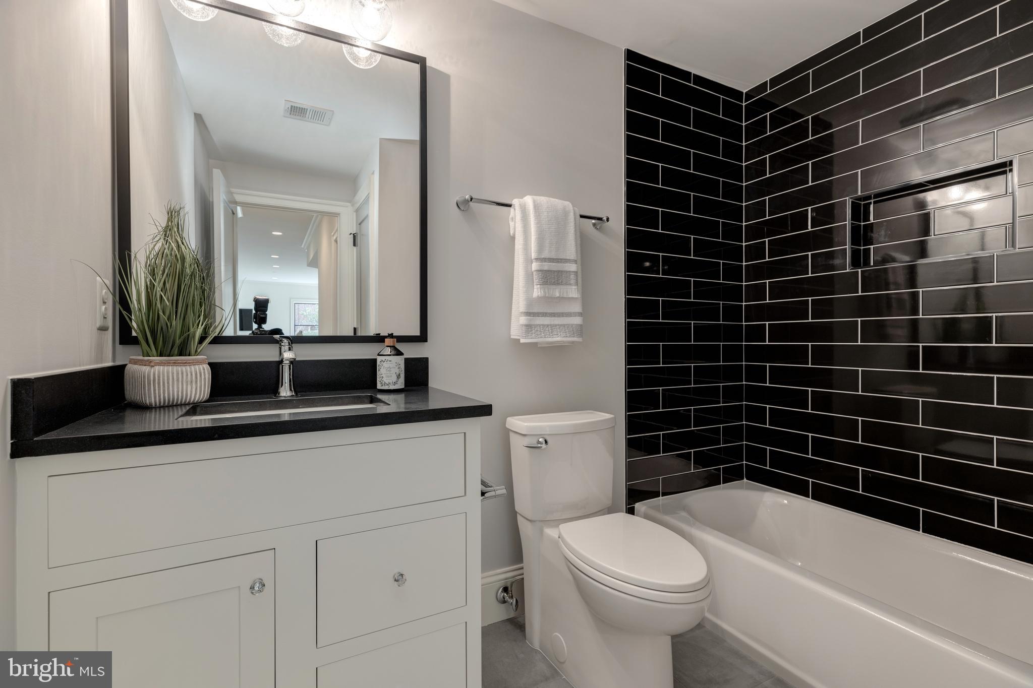 DONALDSON RUN - Residential