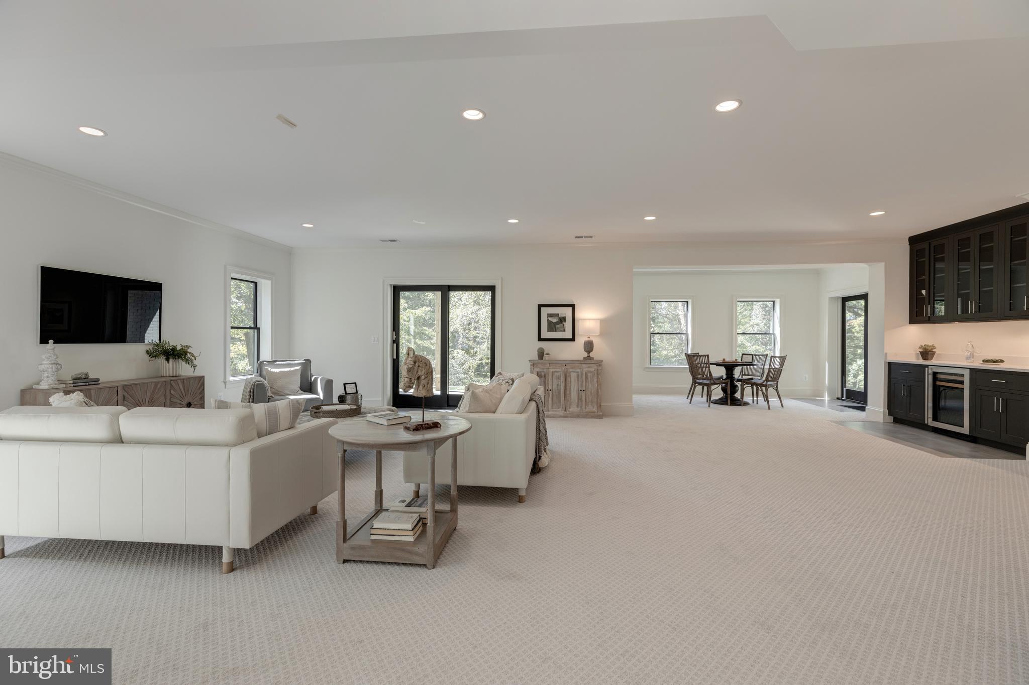 DONALDSON RUN - Residential