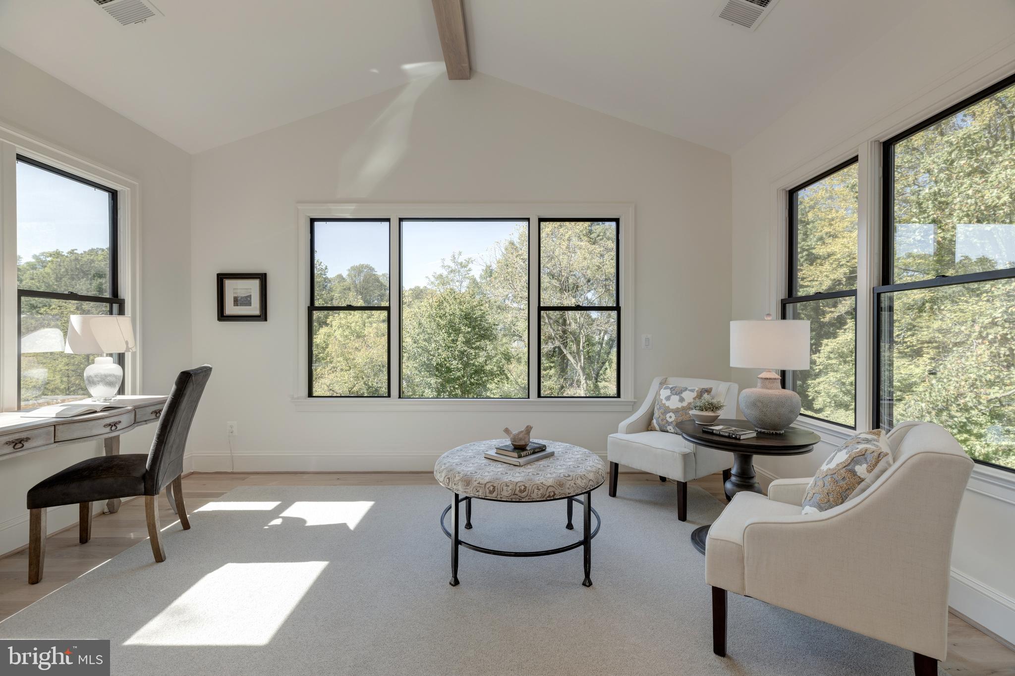 DONALDSON RUN - Residential