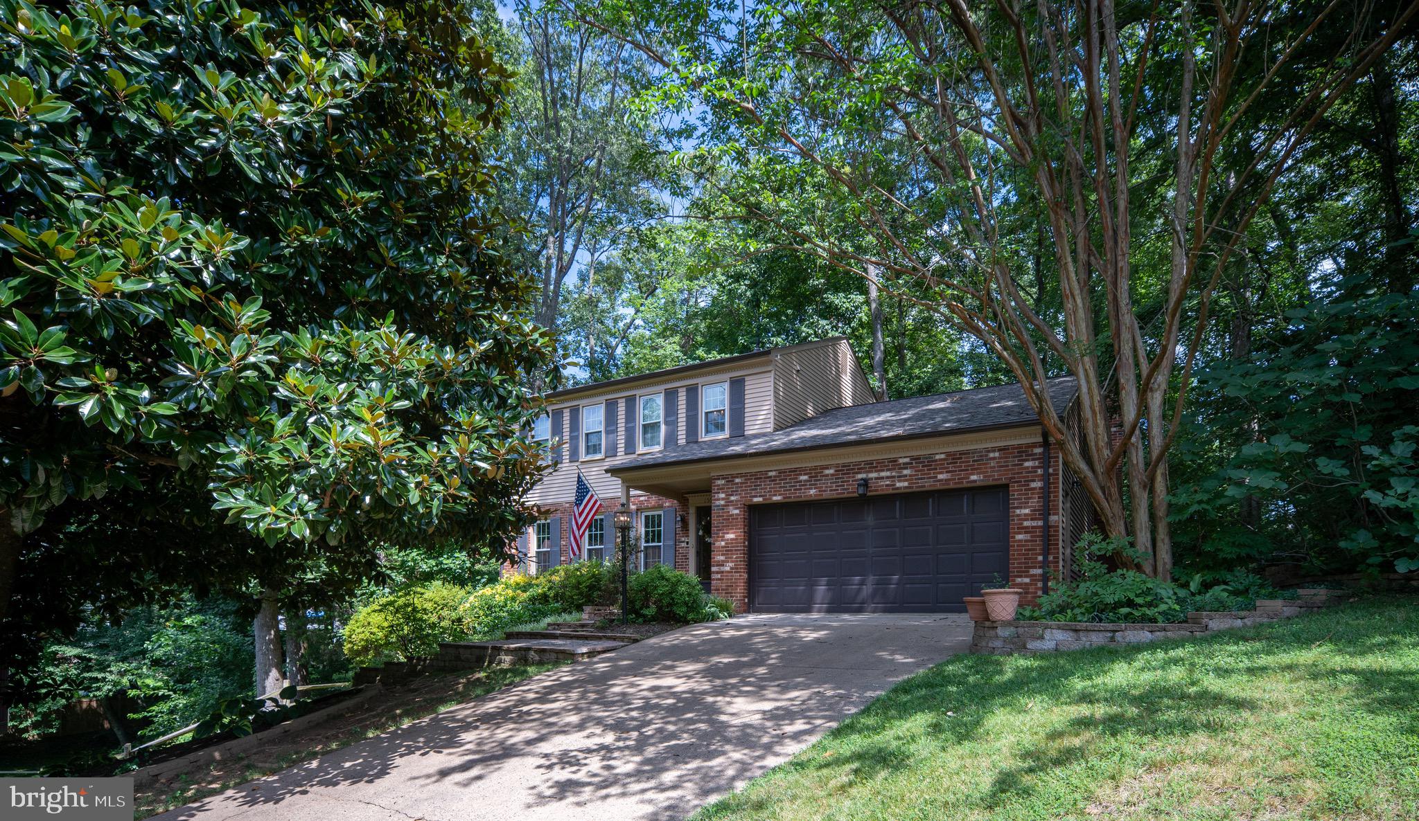 15685 THISTLE COURT