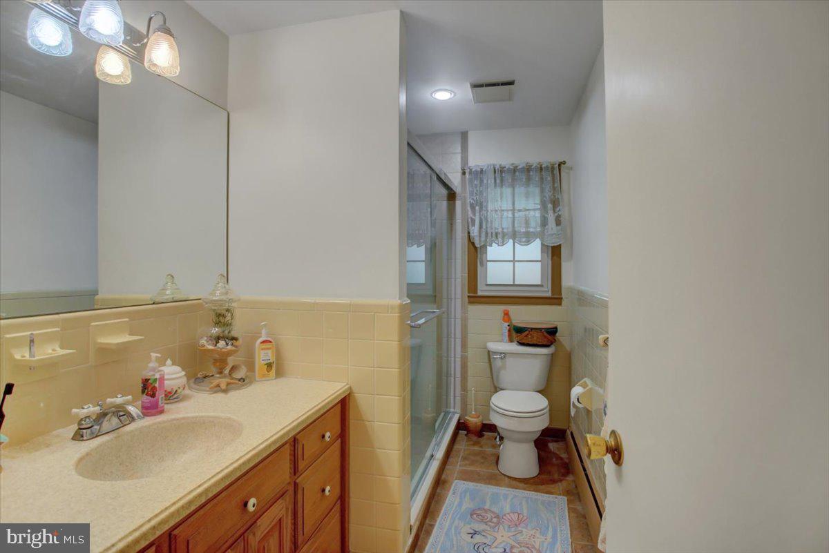 NORTH GUILFORD HILLS - Residential