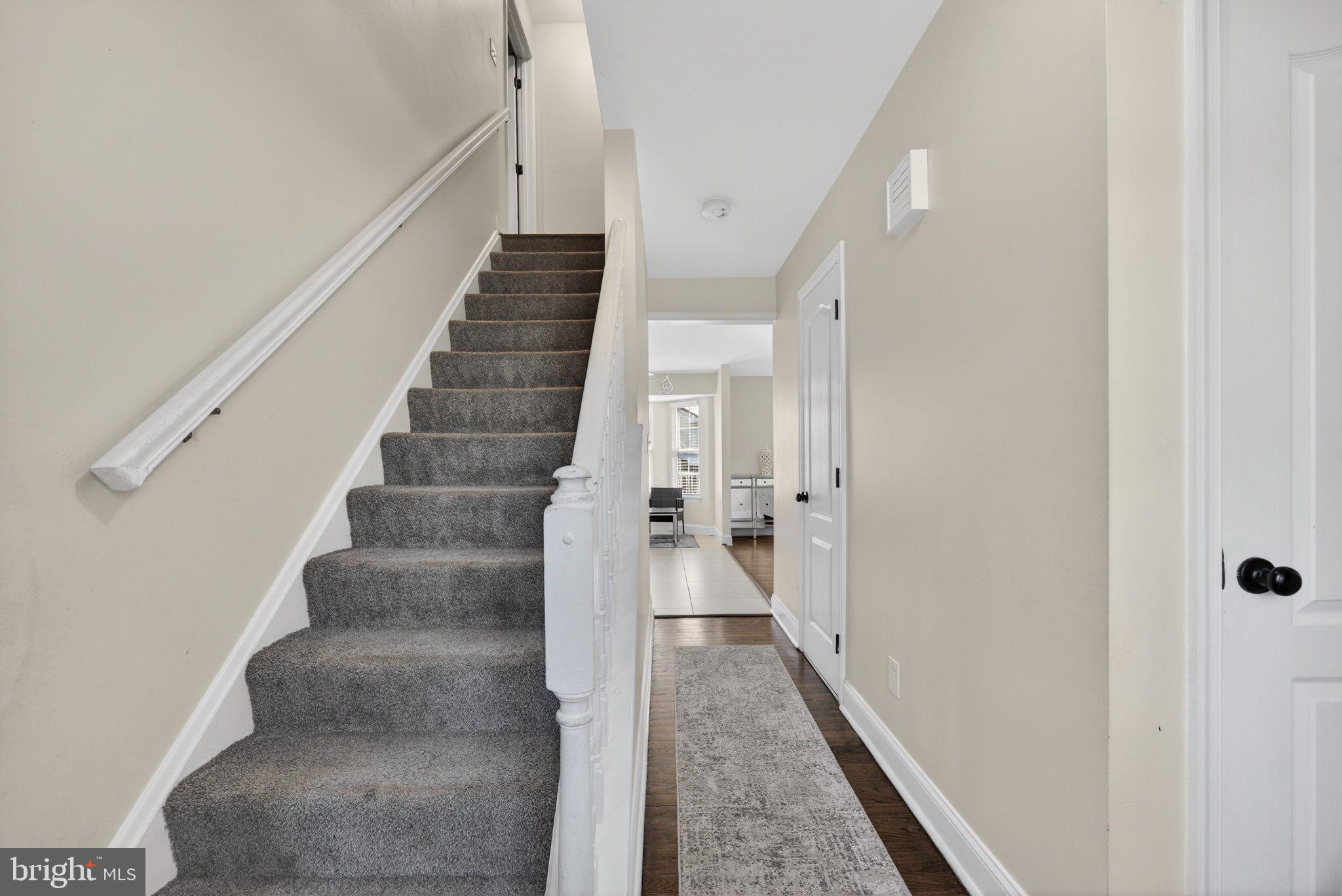 HUNT CLUB ESTATES - Residential