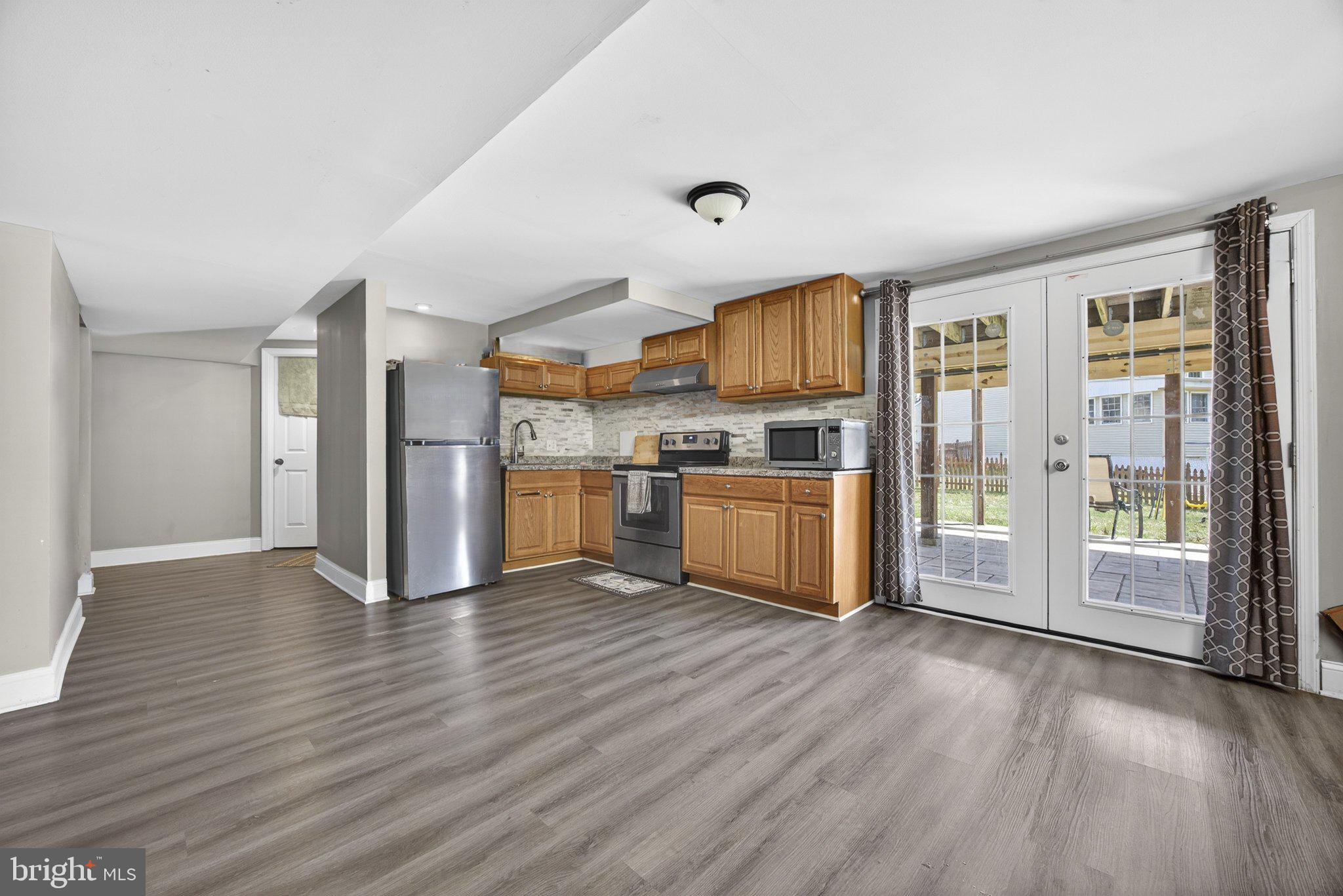 HUNT CLUB ESTATES - Residential