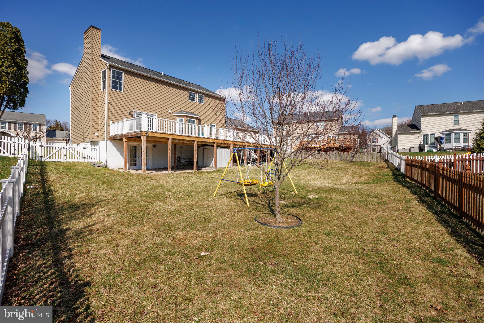 HUNT CLUB ESTATES - Residential