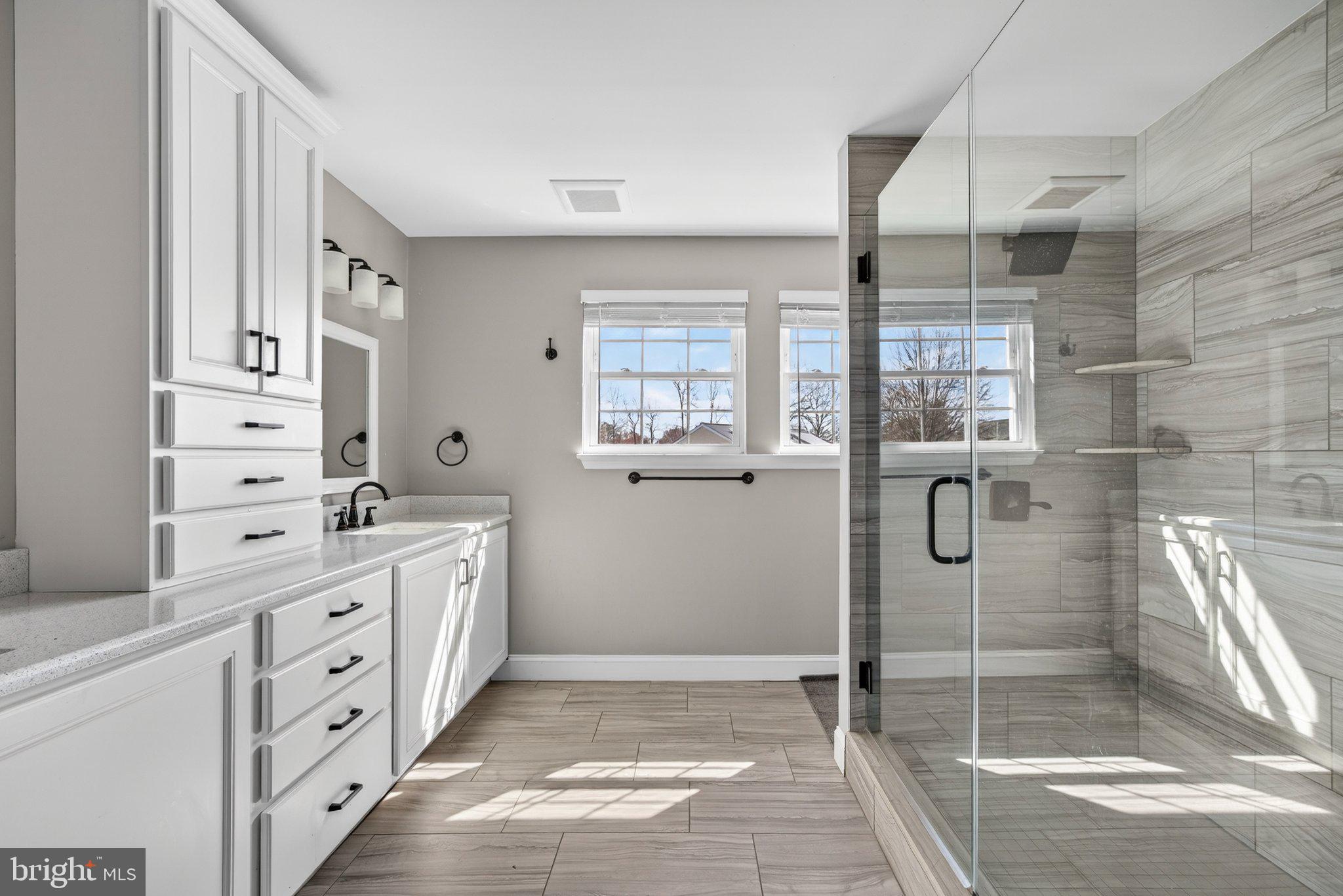 HUNT CLUB ESTATES - Residential